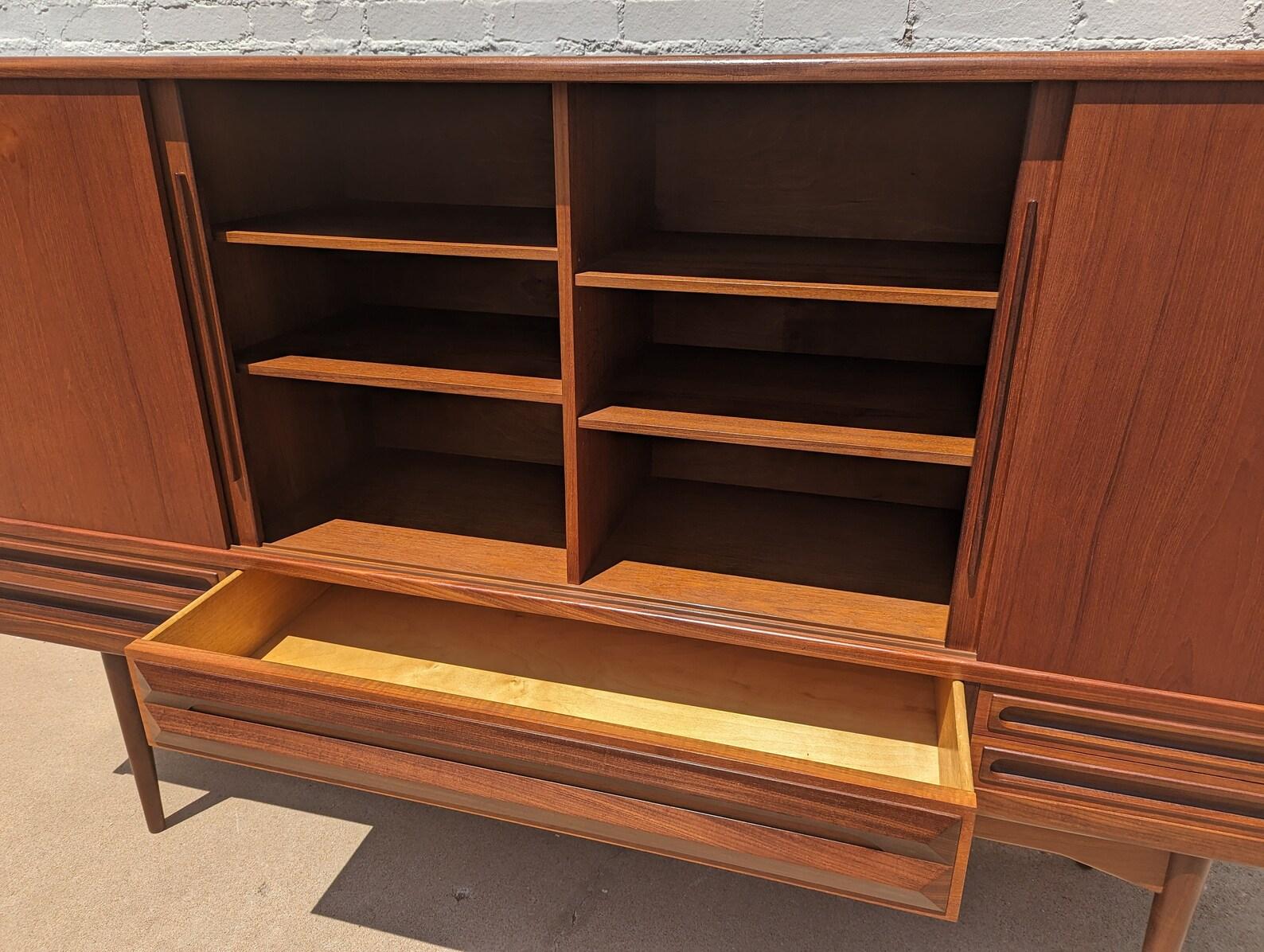 Mid-Century Modern Mid Century Danish Modern Teak Cocktail Cabinet For Sale