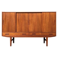 Mobile da cocktail in teak moderno danese del metà secolo