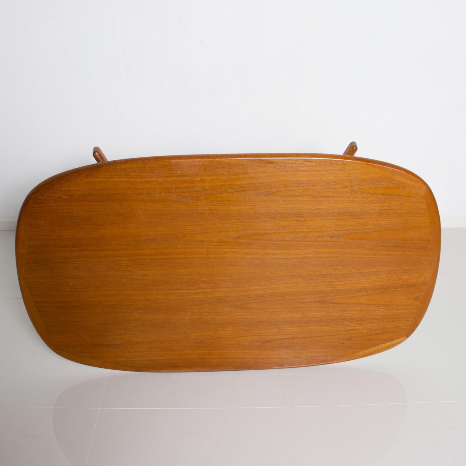 Midcentury Danish Modern Teak Coffee Table by Dyrlund 3