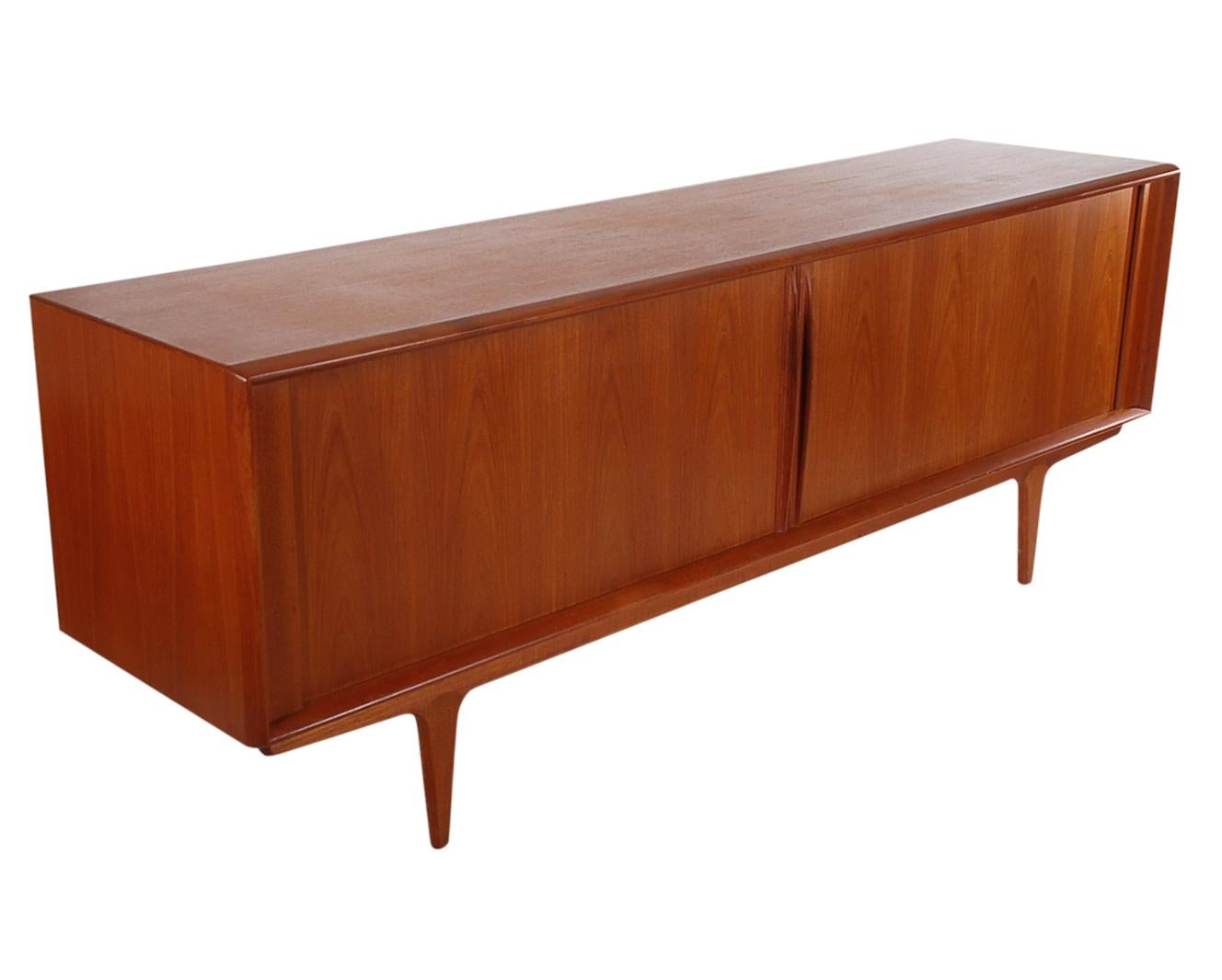Midcentury Danish Modern Teak Credenza by Bernhard Pedersen & Son, circa 1960s In Good Condition In Philadelphia, PA