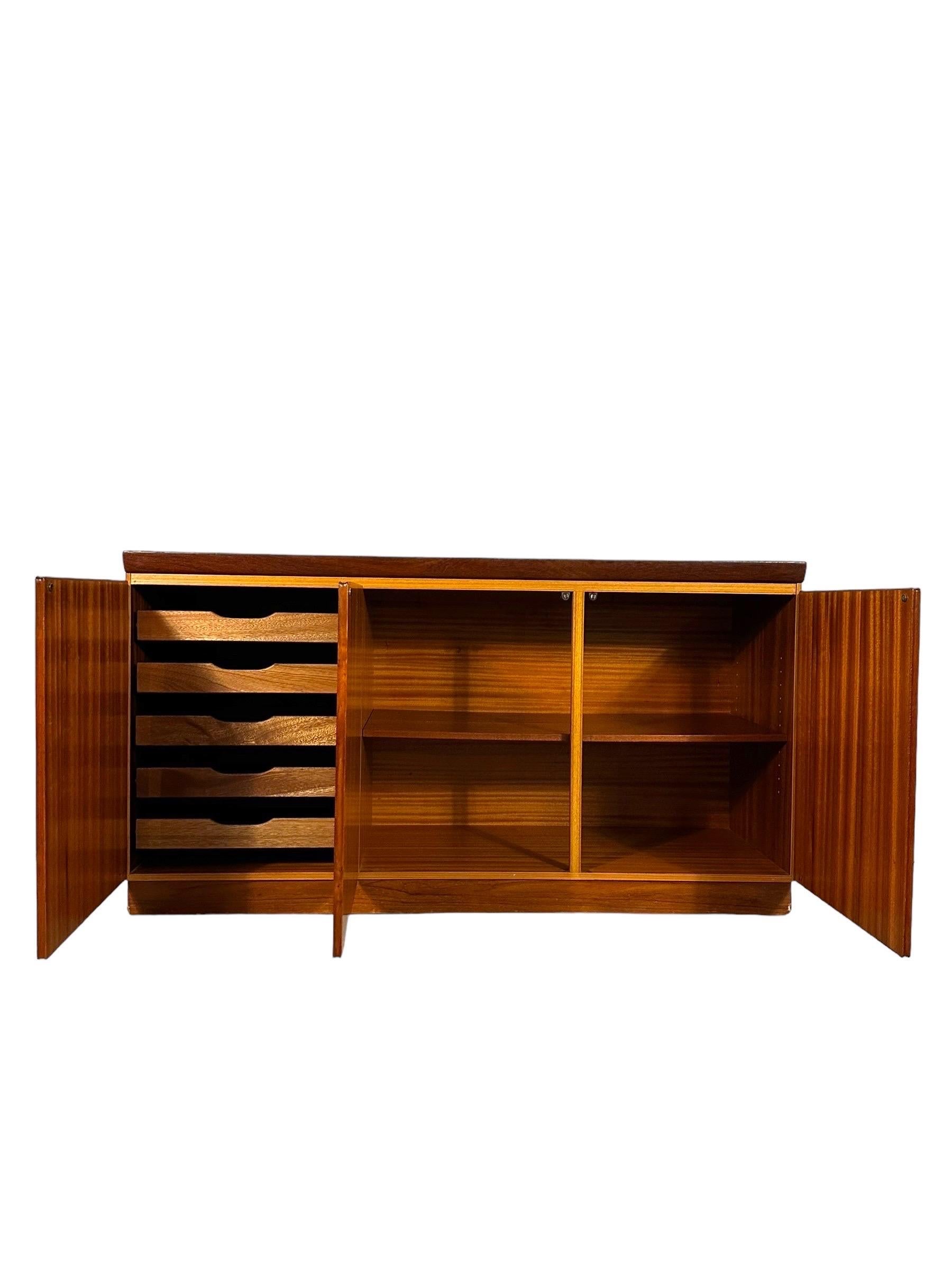 Mid Century Danish Modern Teak Credenza  In Good Condition For Sale In Brooklyn, NY