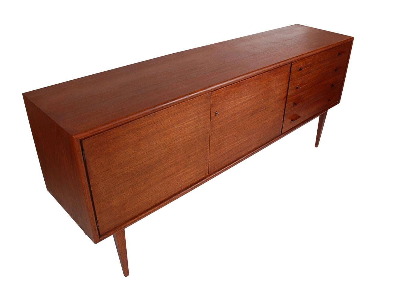 Midcentury Danish Modern Teak Credenza or Cabinet In Good Condition In Philadelphia, PA