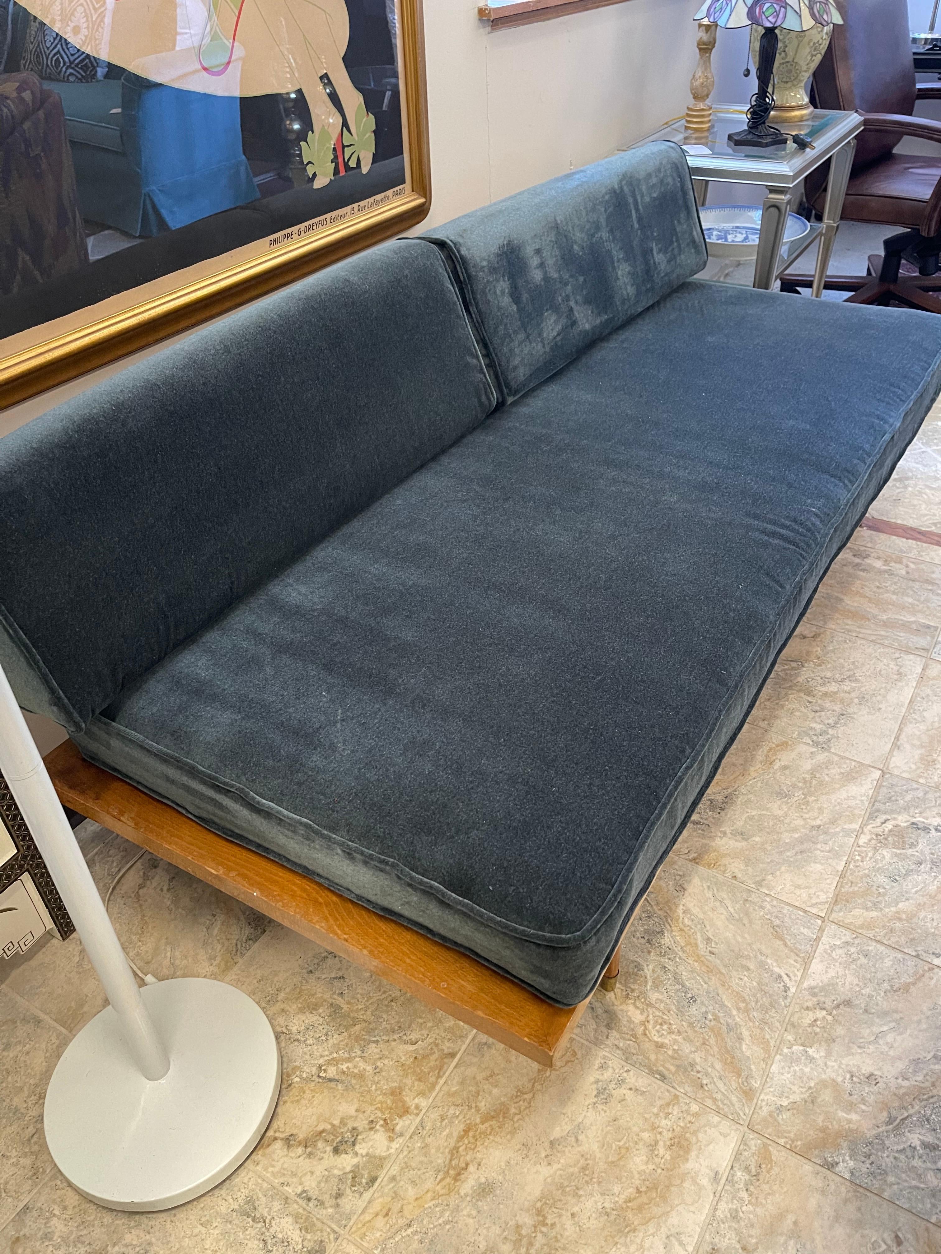 Mid Century Danish Modern Teak Daybed Sofa Settee Donghia Velvet Fabric In Good Condition In West Hartford, CT