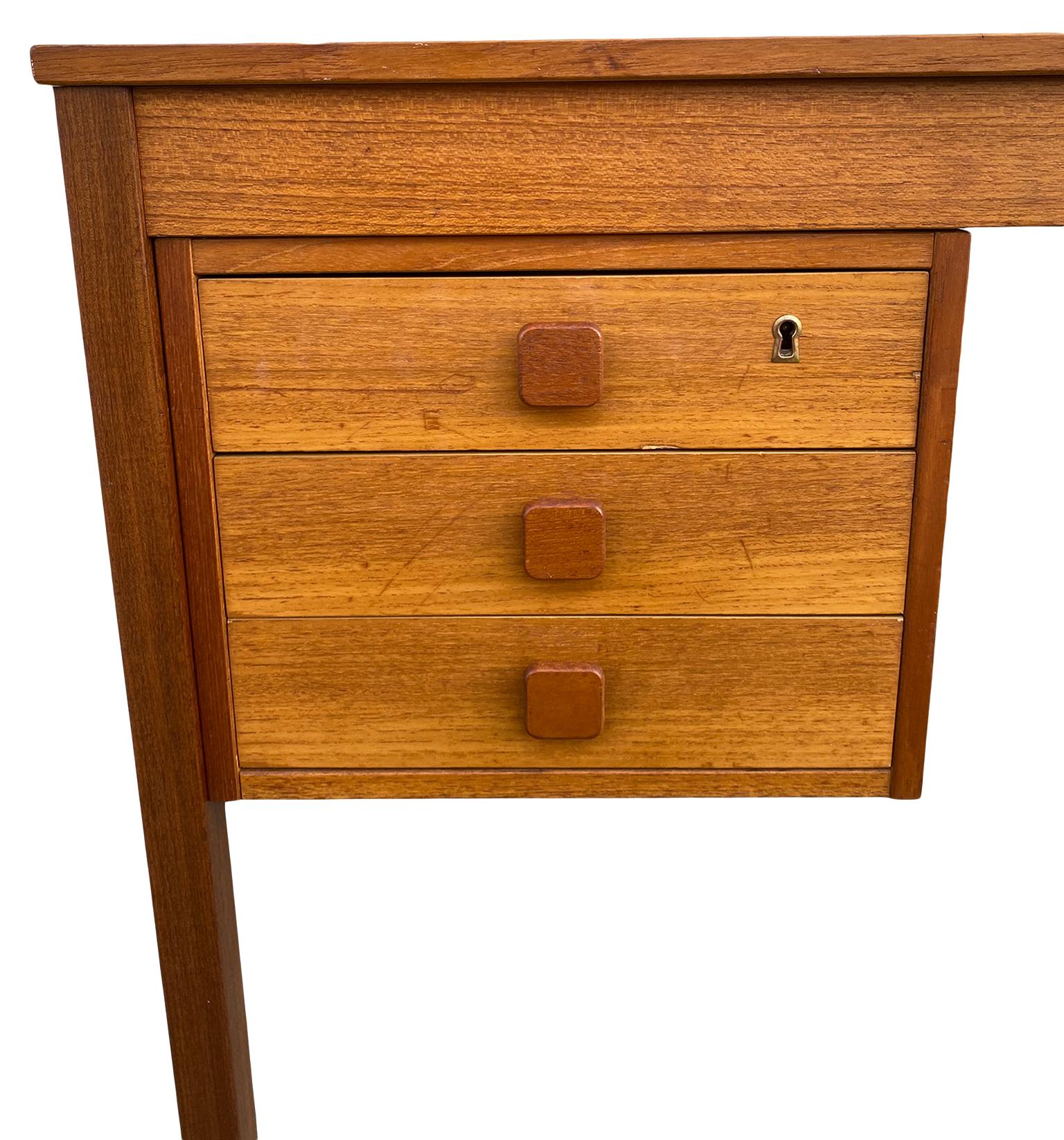 Mid-Century Modern Midcentury Danish Modern Teak Desk 3 Drawers