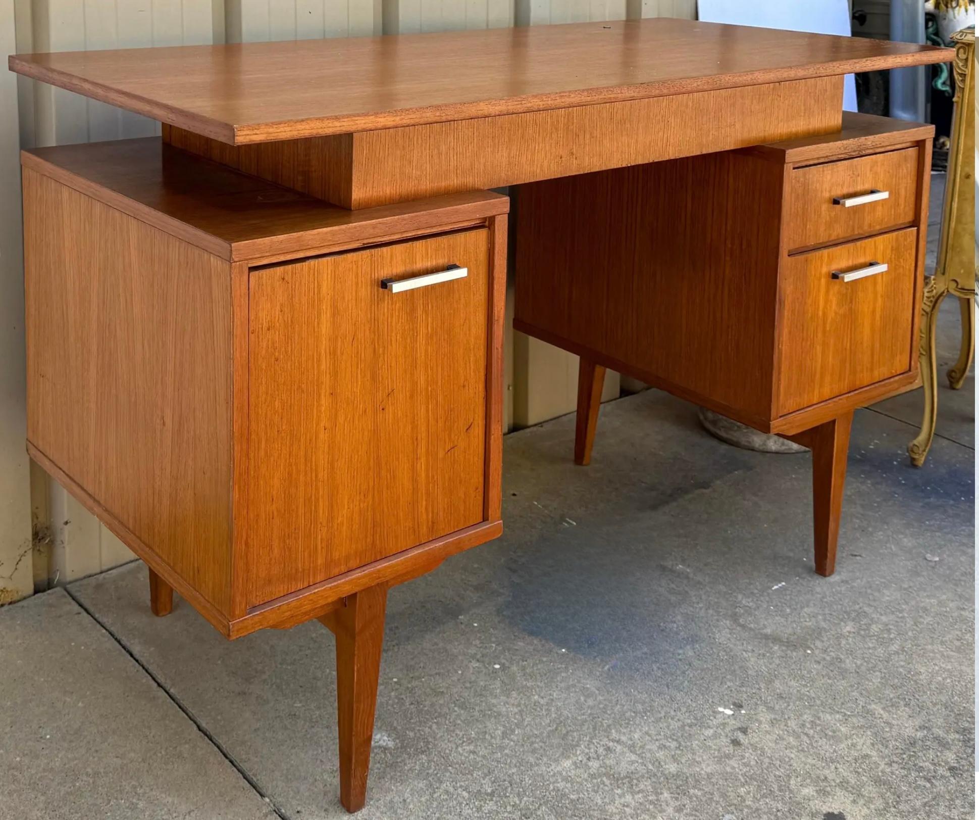 Mid-Century Modern Mid-Century Danish Modern Teak Desk Or Vanity With Floating Top For Sale