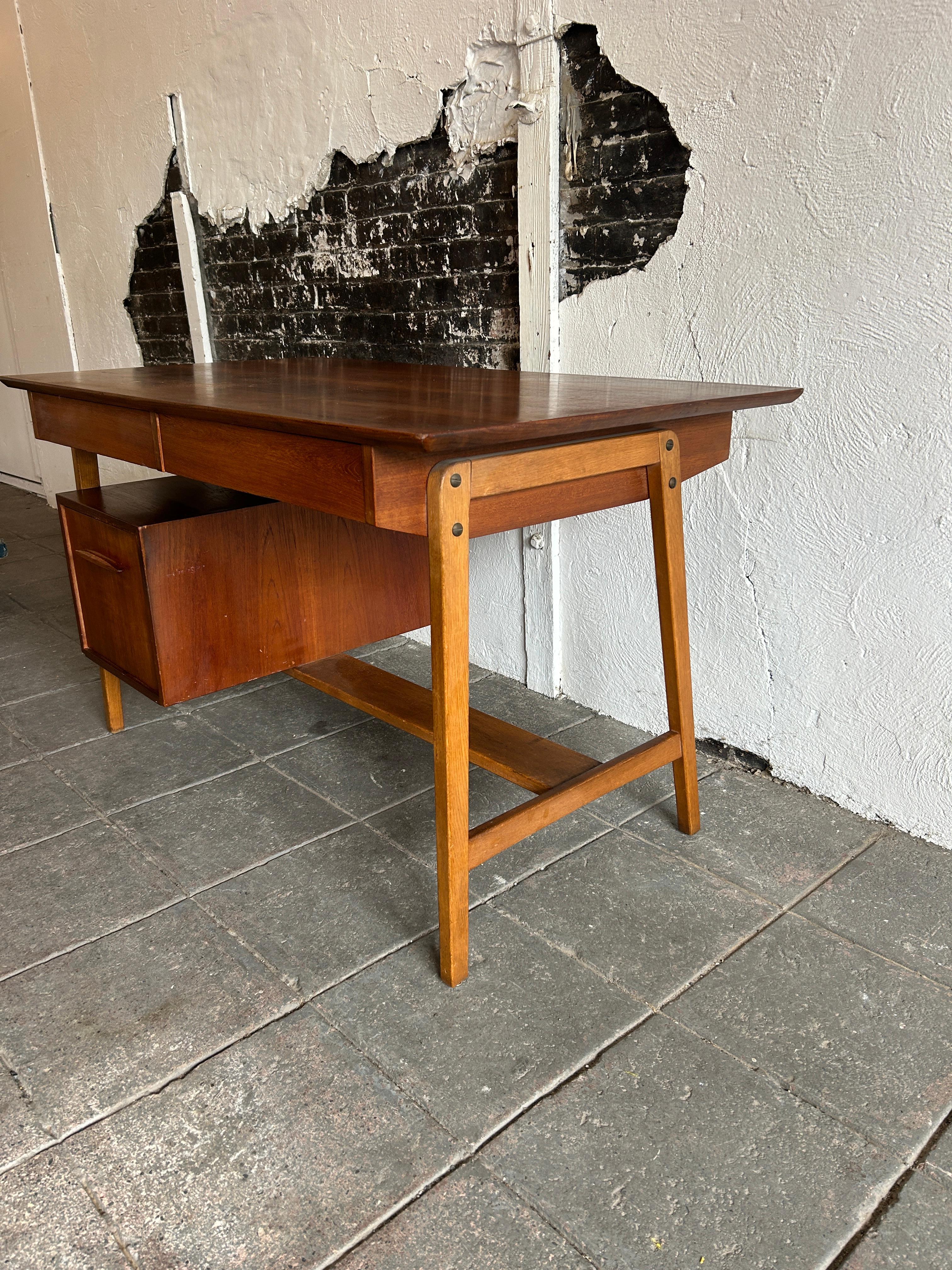 Teak Mid century danish modern teak desk with 3 drawers  For Sale