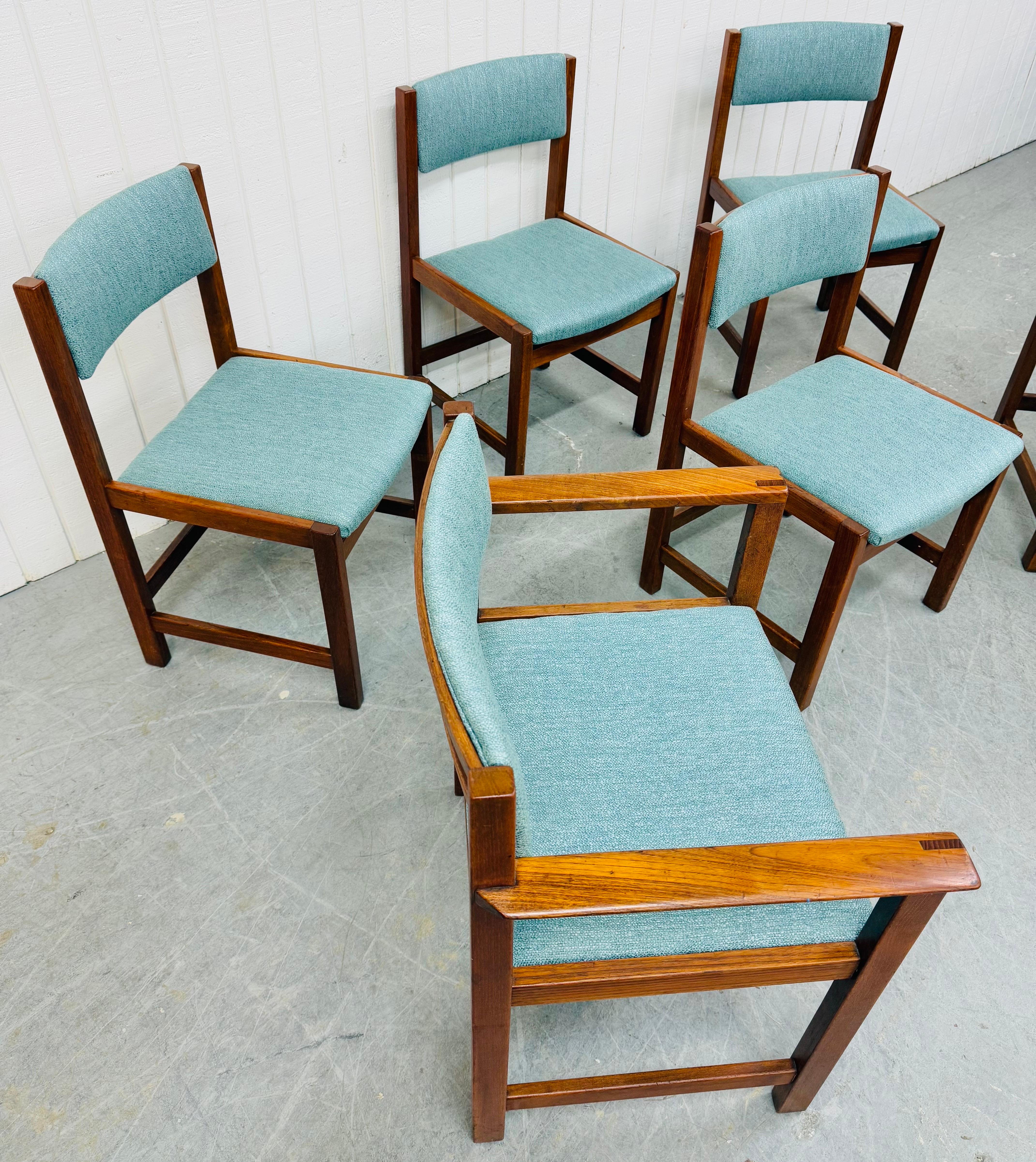Mid-Century moderno Sedie da pranzo in teak moderne danesi del metà del secolo - Set di 6 in vendita