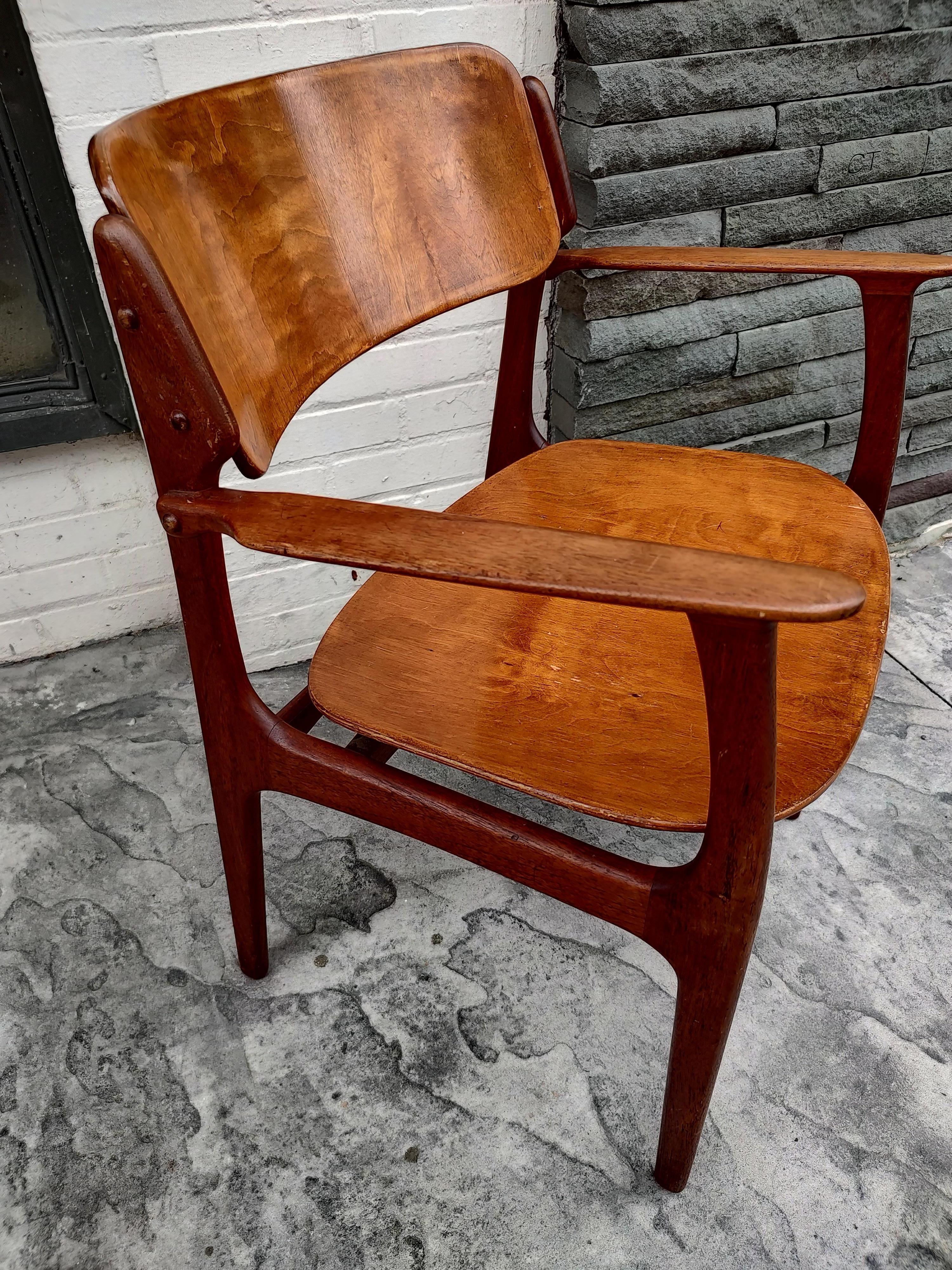 Mid Century Danish Modern Teak Dining Desk Chair by Erik Buch For Sale 2