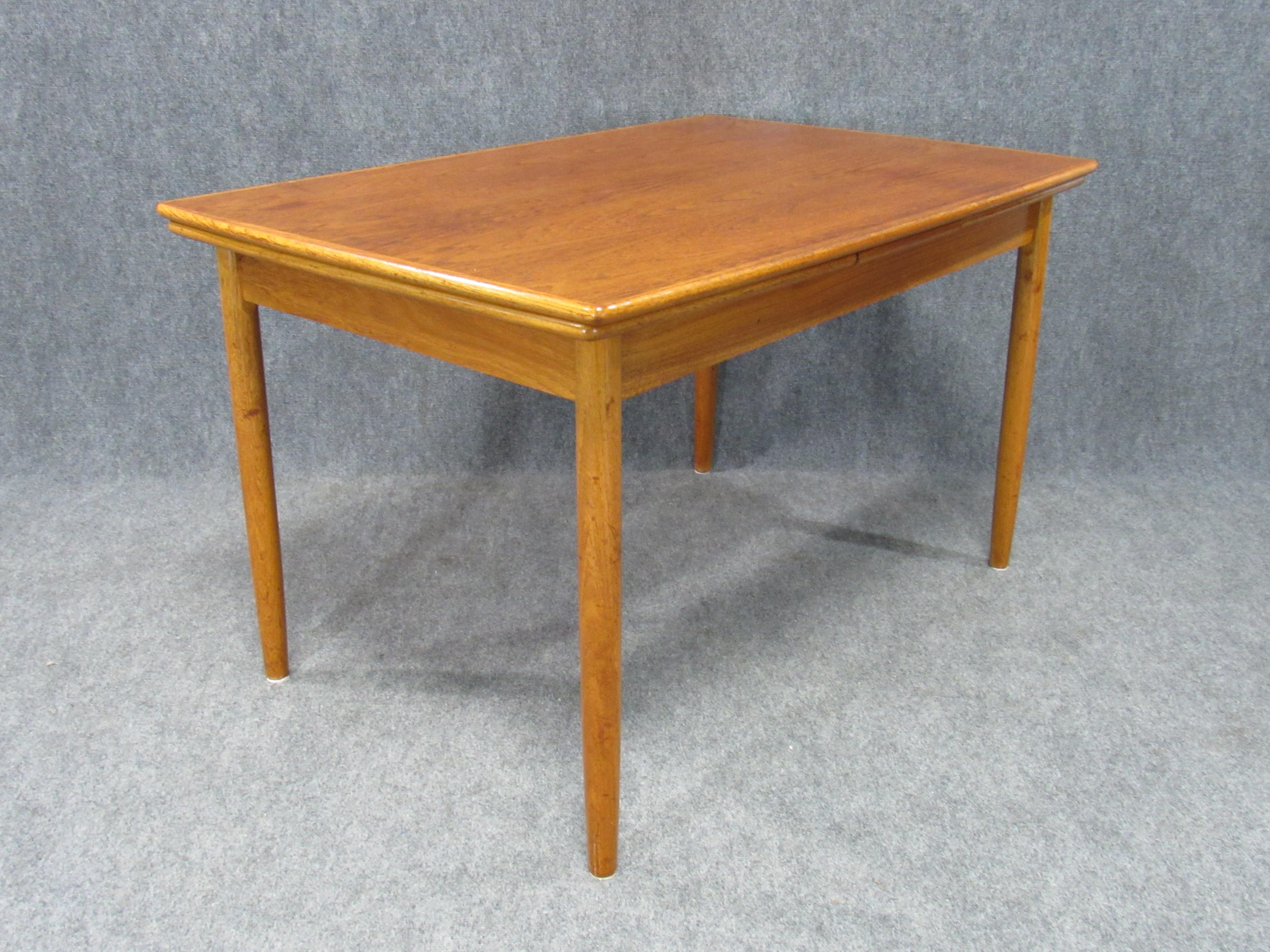 Midcentury Danish Modern Teak Dining Table with Two Pull-Out Leaves 5