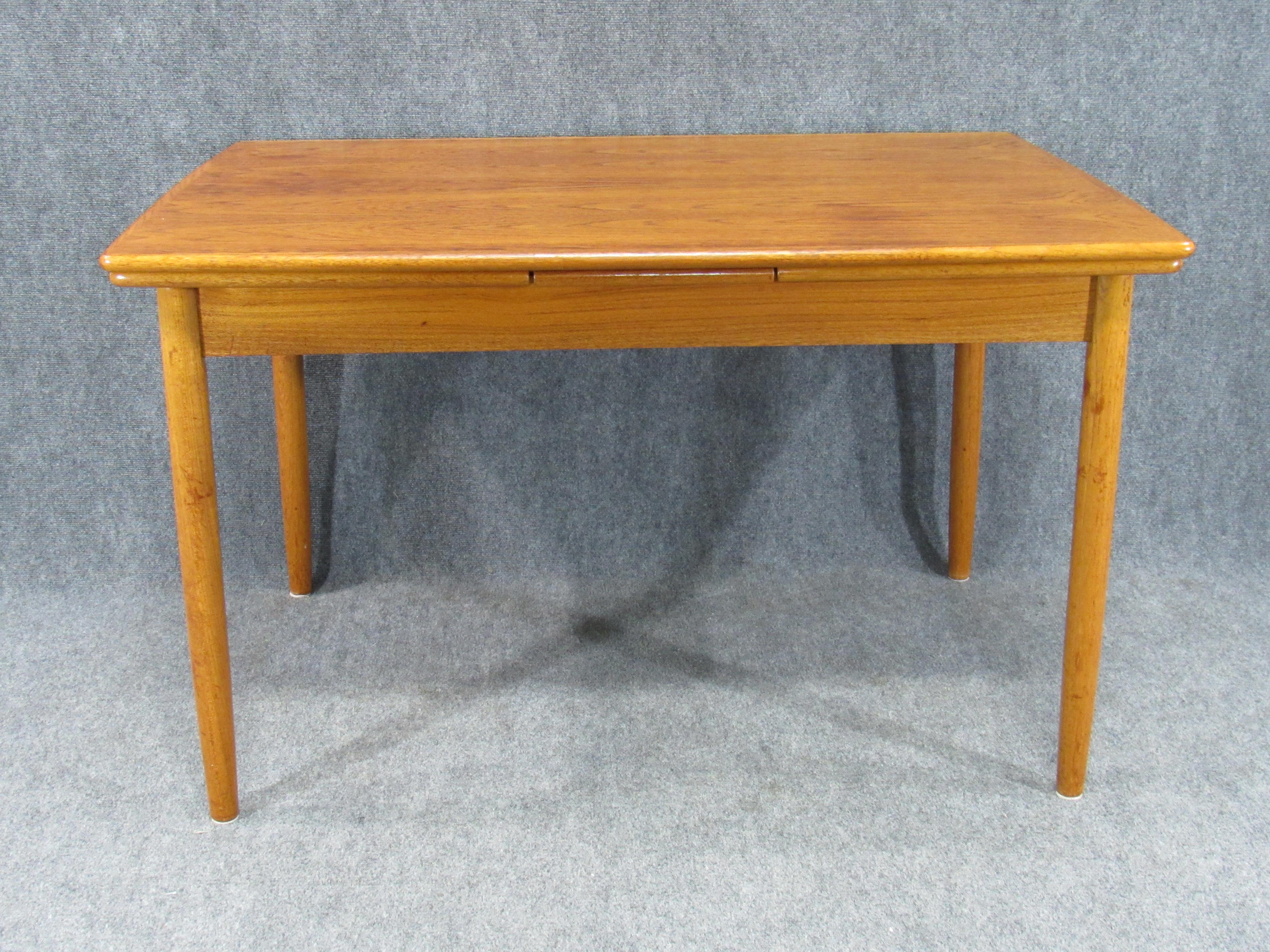 Midcentury Danish Modern Teak Dining Table with Two Pull-Out Leaves 6