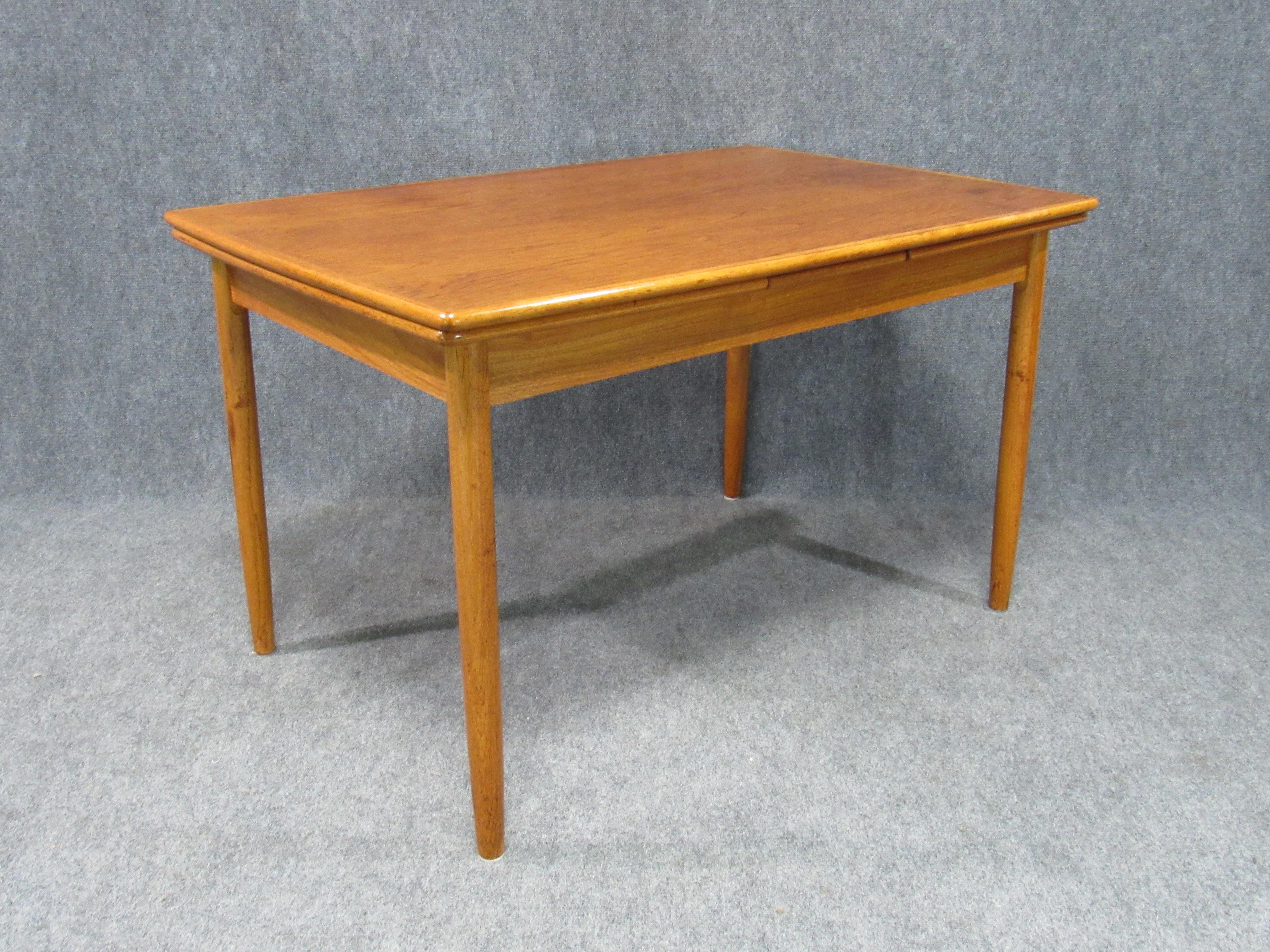 Midcentury Danish Modern Teak Dining Table with Two Pull-Out Leaves 1