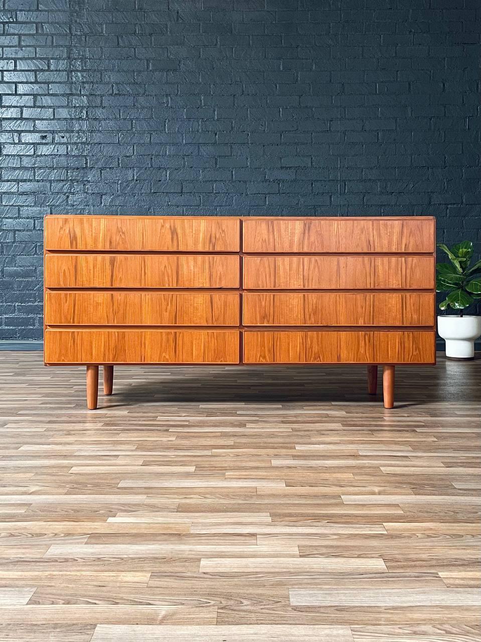 Newly Refinished - Mid-Century Danish Modern Teak Dresser by Komfort For Sale 1