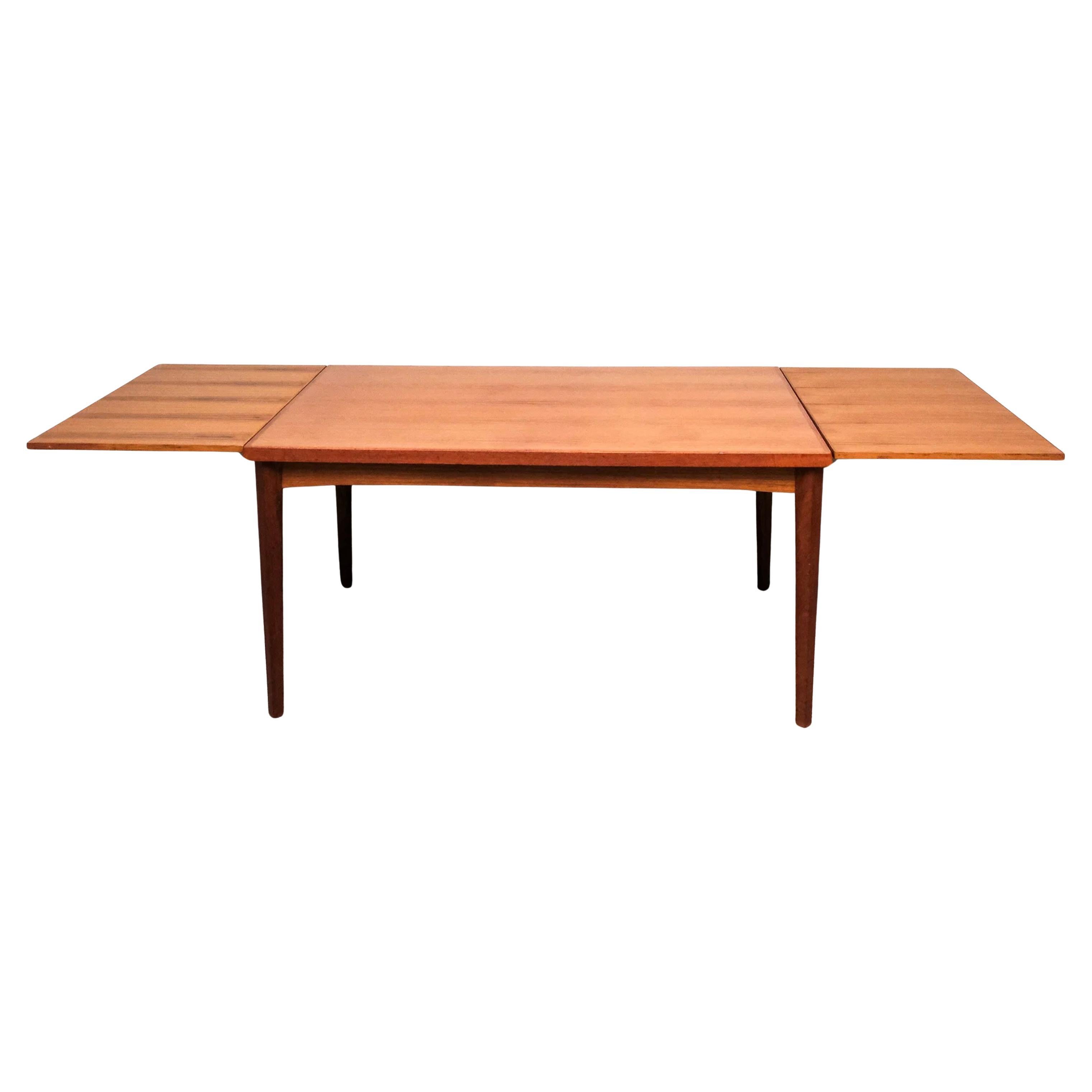 Mid Century Danish Modern Teak Expandable Top Dining Table Vejle Stole