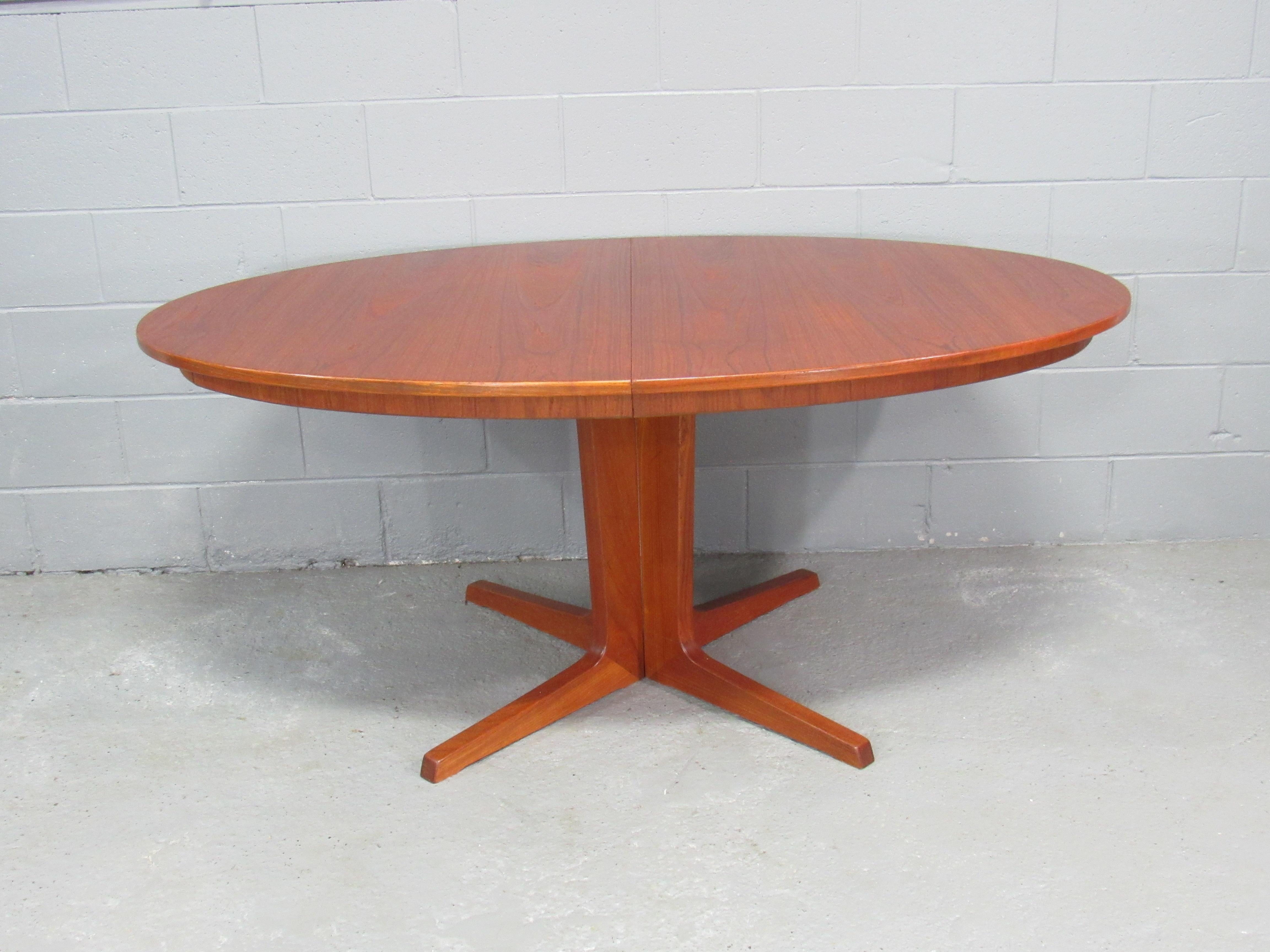Late 20th Century Mid-Century Danish Modern Teak Extension Dining Table by Gudme, Circa 1970s For Sale