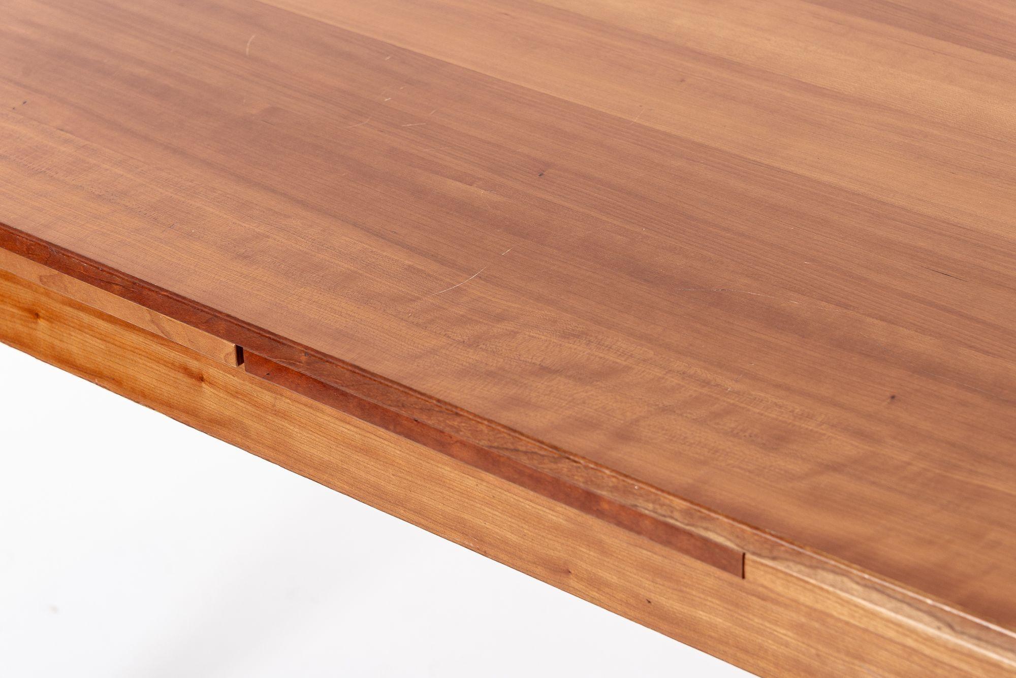 Bois Table de salle à manger en teck moderne danois du milieu du siècle en vente