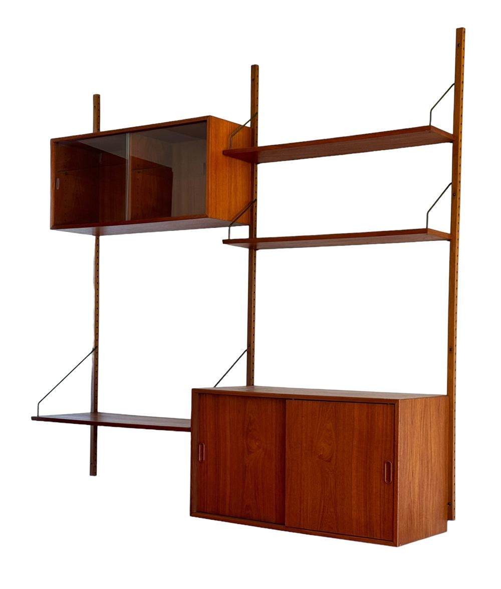 Scandinavian Modern Mid Century Danish Modern Teak Floating Shelves Cado Wall Unit by Poul Cadovius For Sale