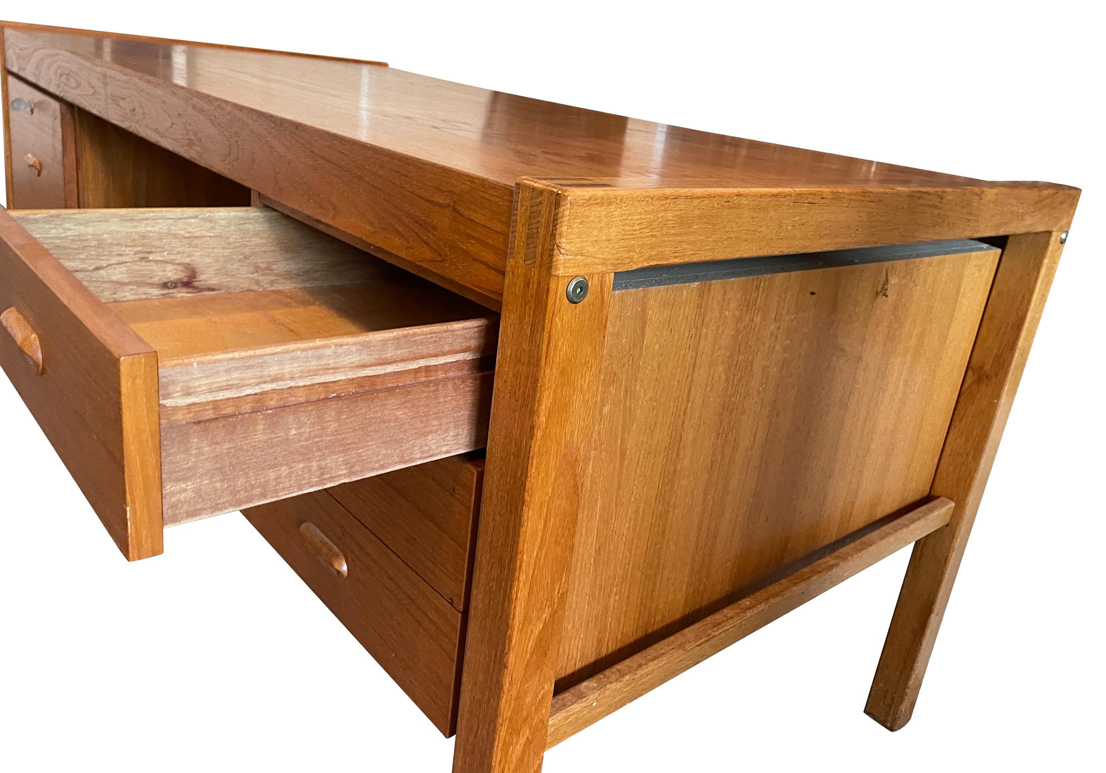 Woodwork Mid Century Danish Modern Teak Knee Hole 4 Drawer Desk with Key For Sale