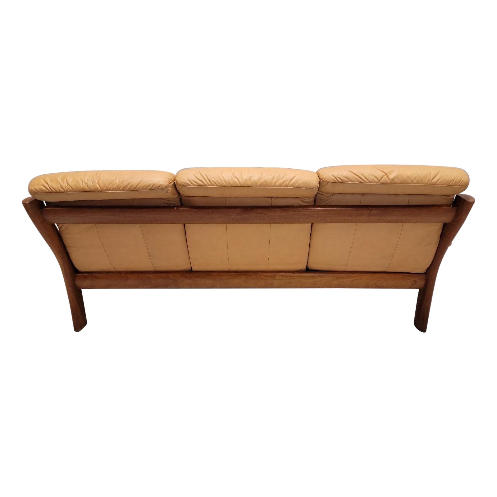 Vintage Mid Century Danish Modern Teak & Leather Sofa from Ekornes by Stressless 

Vintage mid century Danish Modern Ekornes leather and teak 3 seater model Montana sofa. Stunning Norwegian design. 