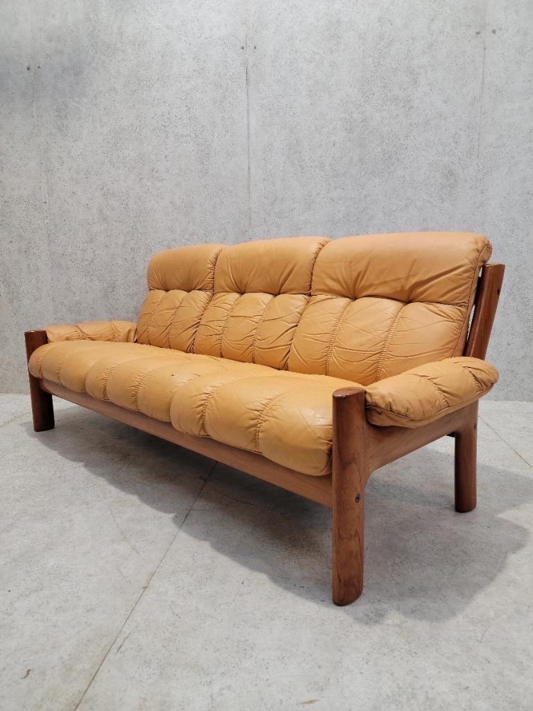 Mid Century Danish Modern Teak & Leather Sofa from Ekornes by Stressless For Sale 3