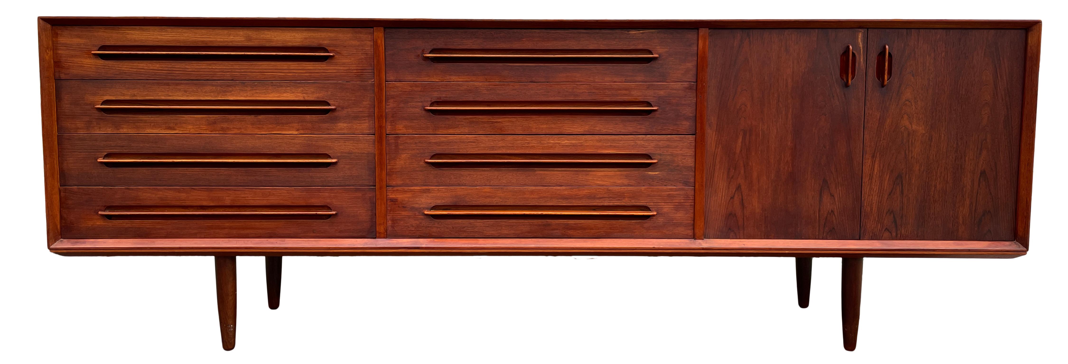 Mid Century Danish Modern Teak Long Credenza with 8 Drawers Cabinet 4