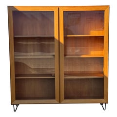 Bibliothèque Omann Jun en teck moderne danois du milieu du siècle sur pieds en épingle à cheveux