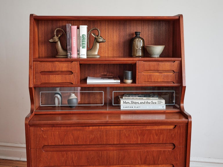 Mid-Century Danish Modern Teak Secretary Desk and Vanity For Sale 12