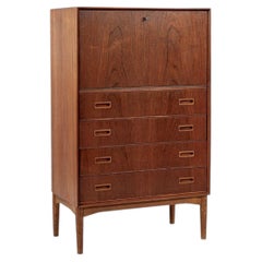 Escritorio tipo «secretary» de estilo moderno danés de mediados de siglo, fabricado en teca; mueble de bar, fabricado en Dinamarca en los años 60