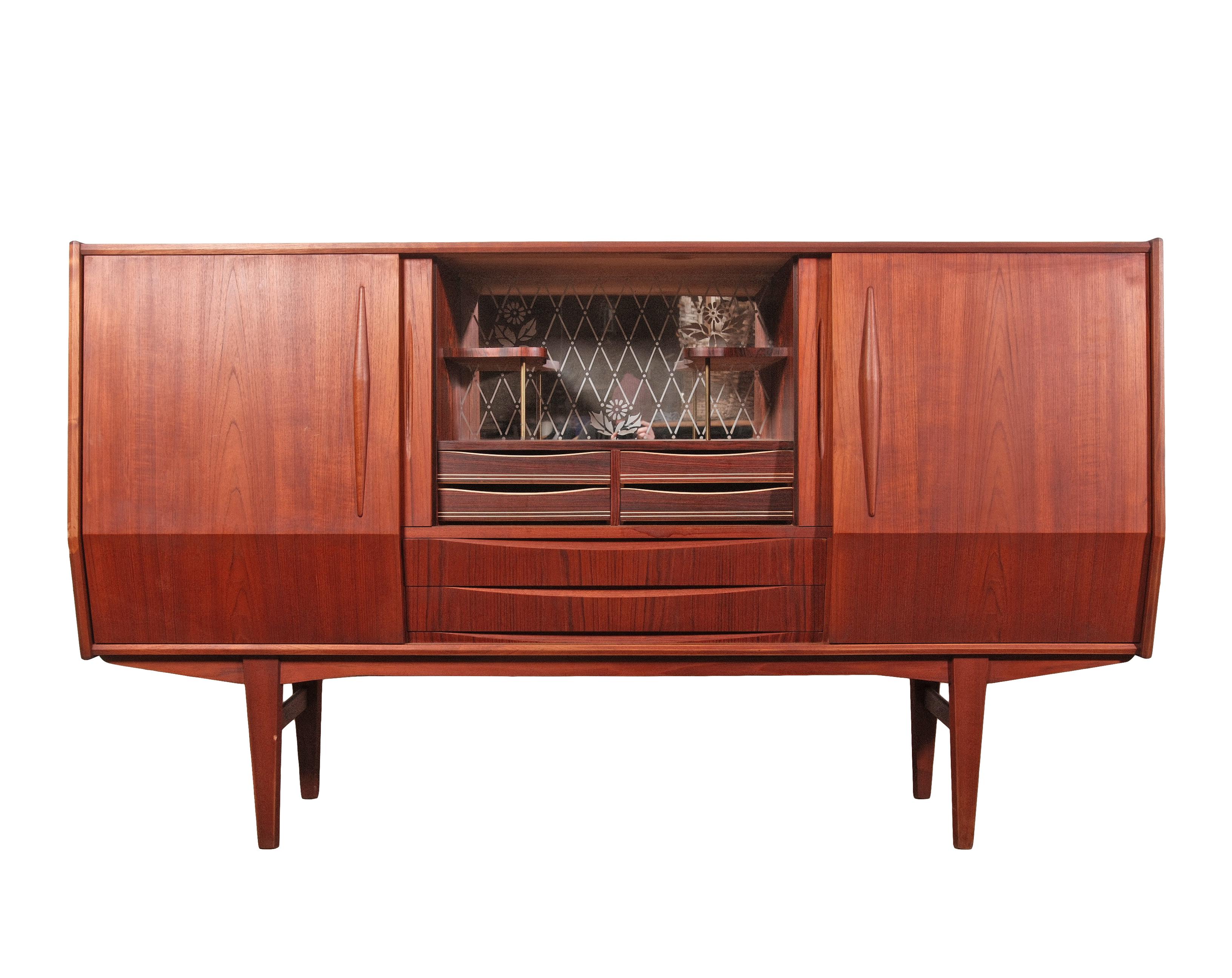 Mid-Century Modern Mid-Century Danish Modern Teak Sideboard Dry Bar, Hans J. Wegner, G-Plan For Sale