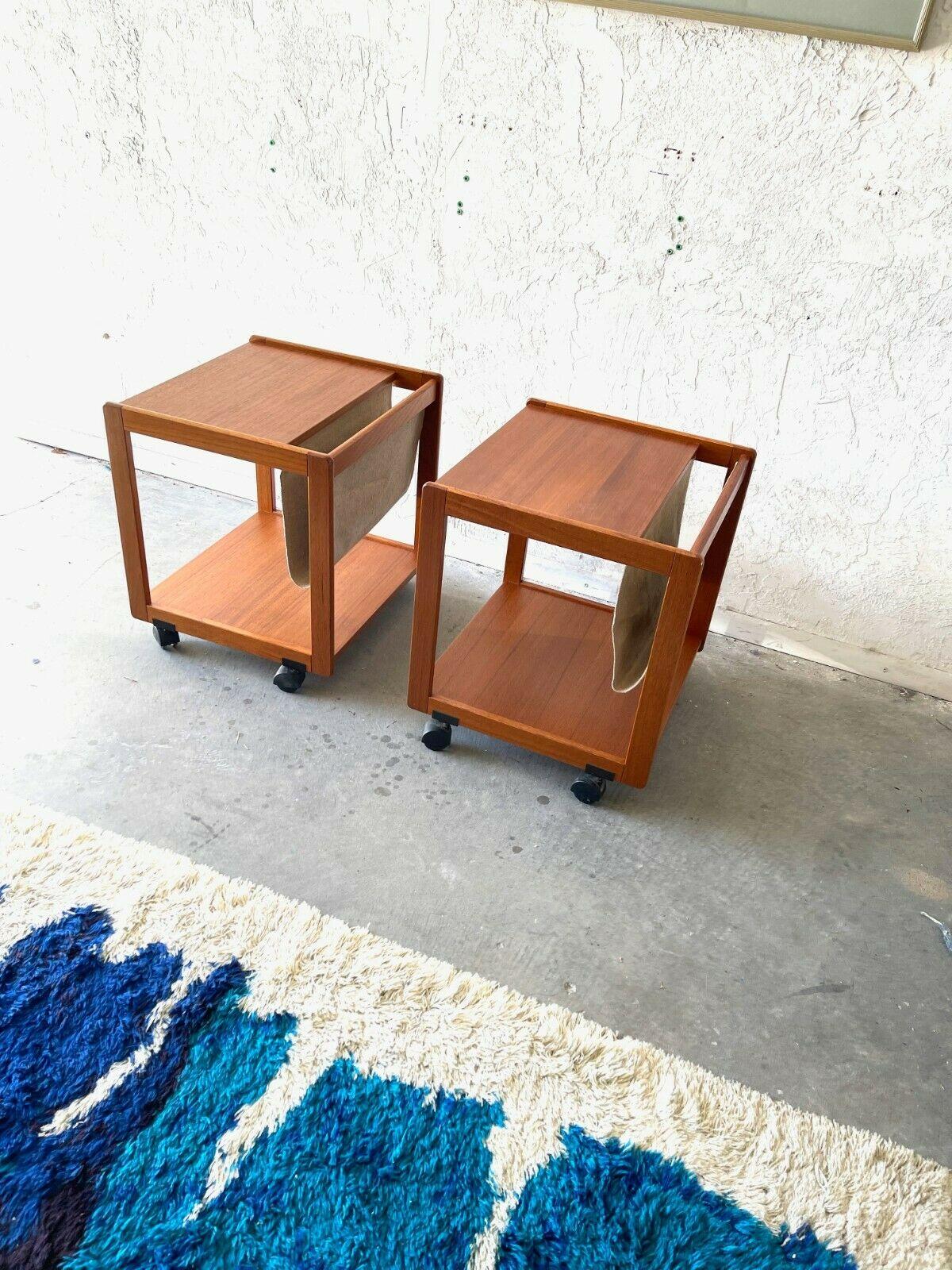 Mid Century Danish Modern Teak Sling Magazine Rack Rolling End Table In Good Condition In Las Vegas, NV