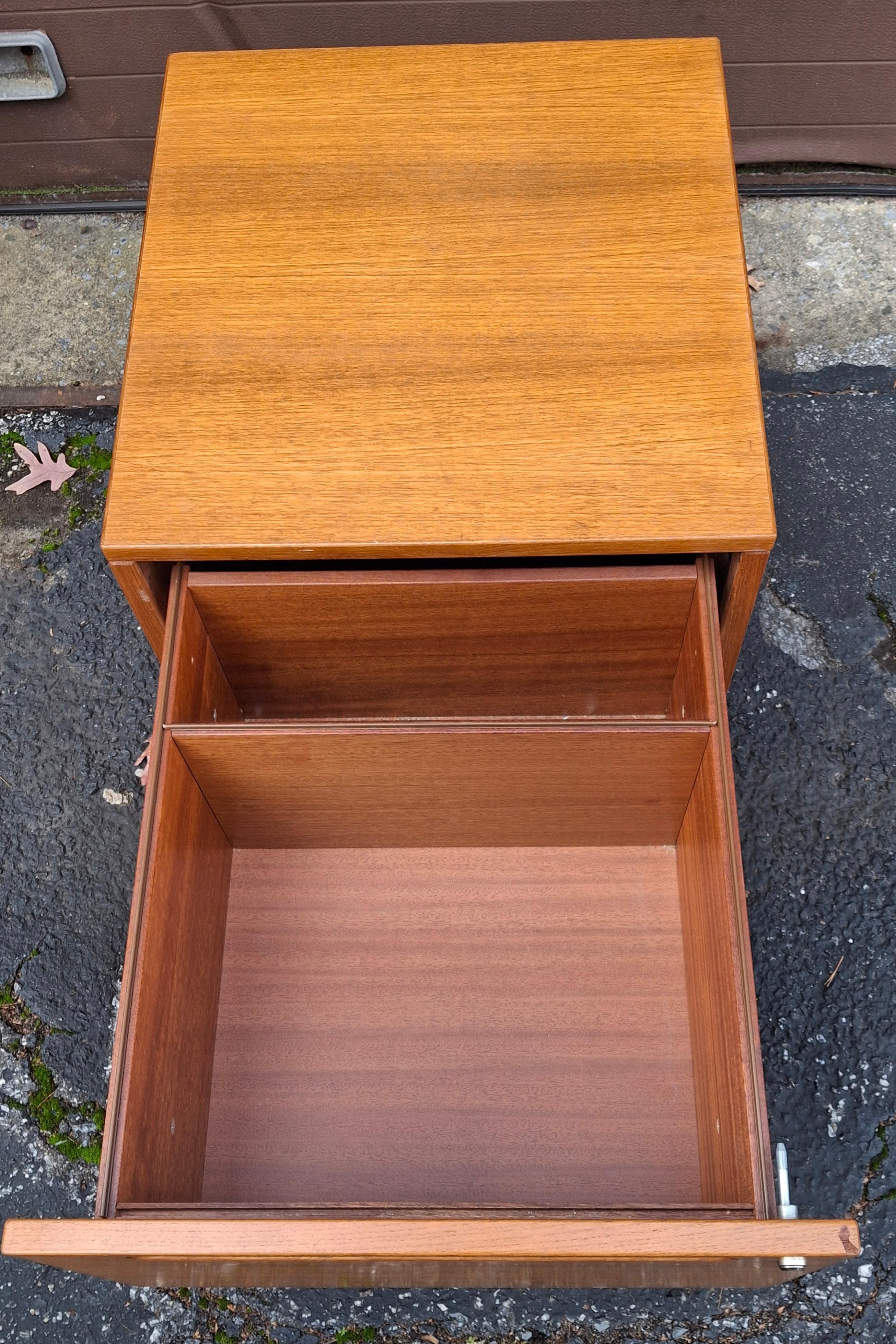Mid-Century Danish Modern Teak Two-Drawer Filing Cabinet For Sale 4