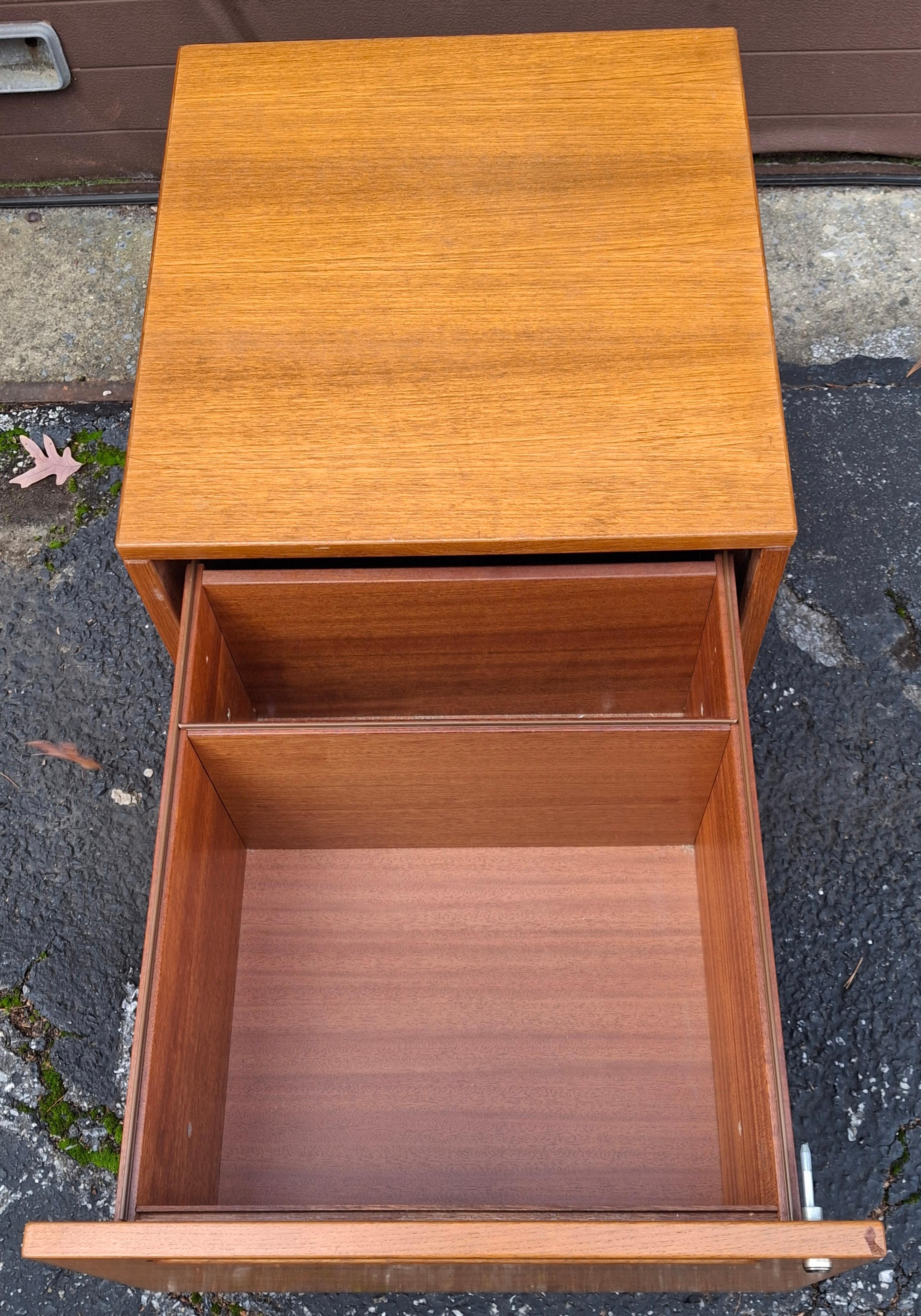 Mid-Century Danish Modern Teak Two-Drawer Filing Cabinet For Sale 3