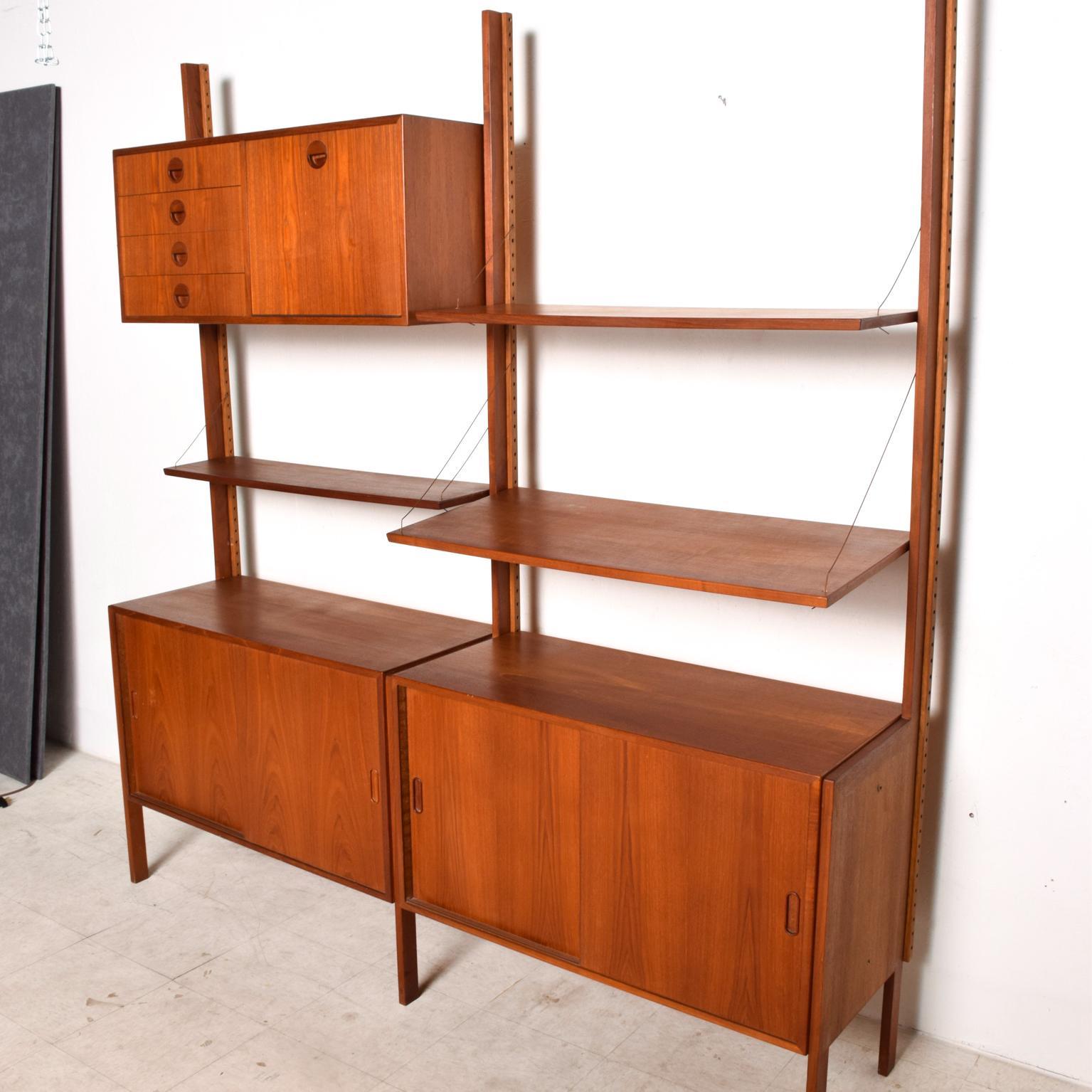 Scandinavian Modern Midcentury Danish Modern Teak Wall Unit Hansen & Guldborg CADO