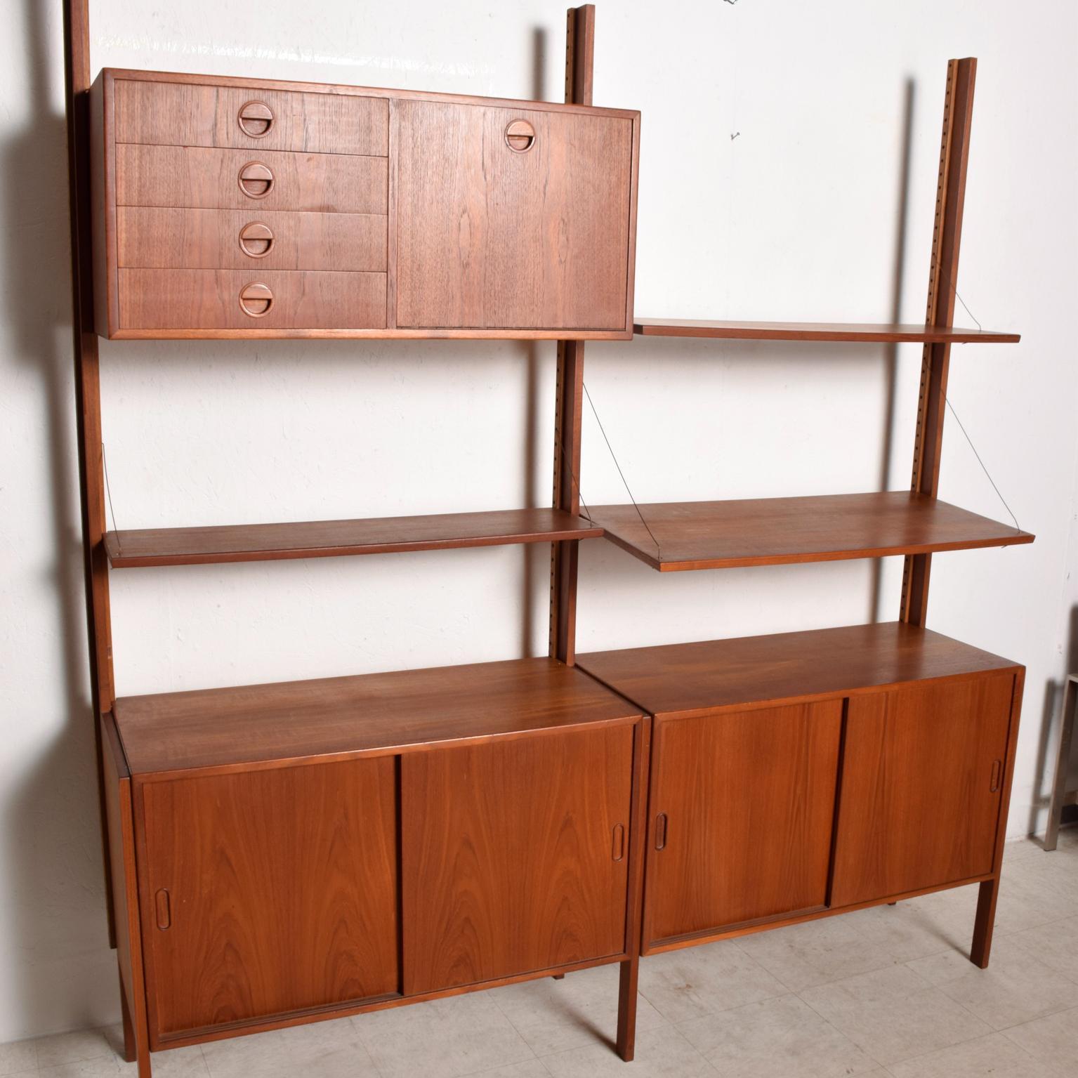 Oiled Midcentury Danish Modern Teak Wall Unit Hansen & Guldborg CADO