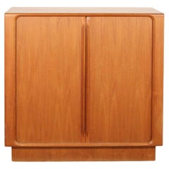 Armoire danoise moderne du milieu du siècle dernier Bernhard Pedersen & Son