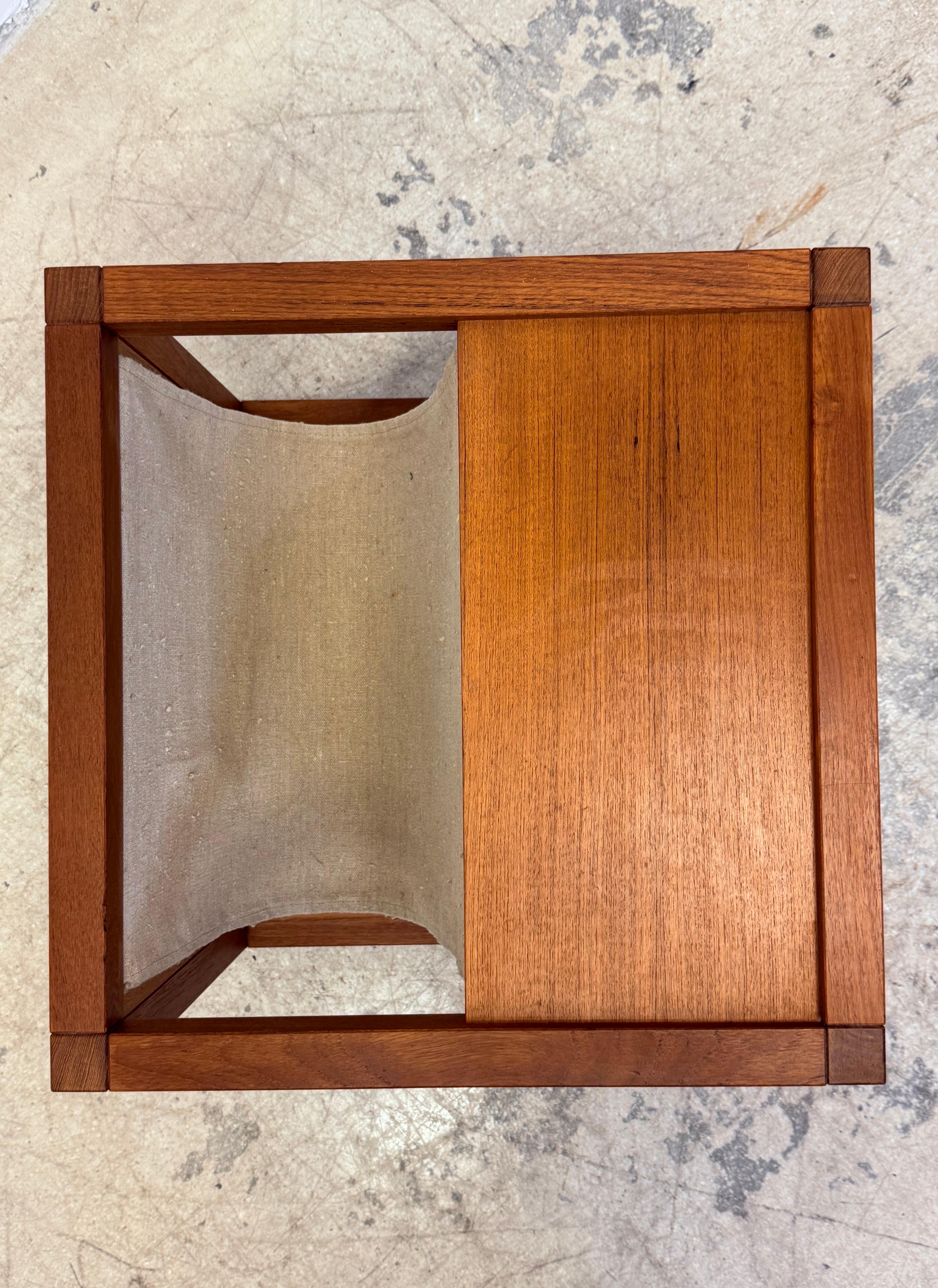 Mid-Century Danish Modern Teak Wood Rolling End Table With Magazine or Book Hold For Sale 2