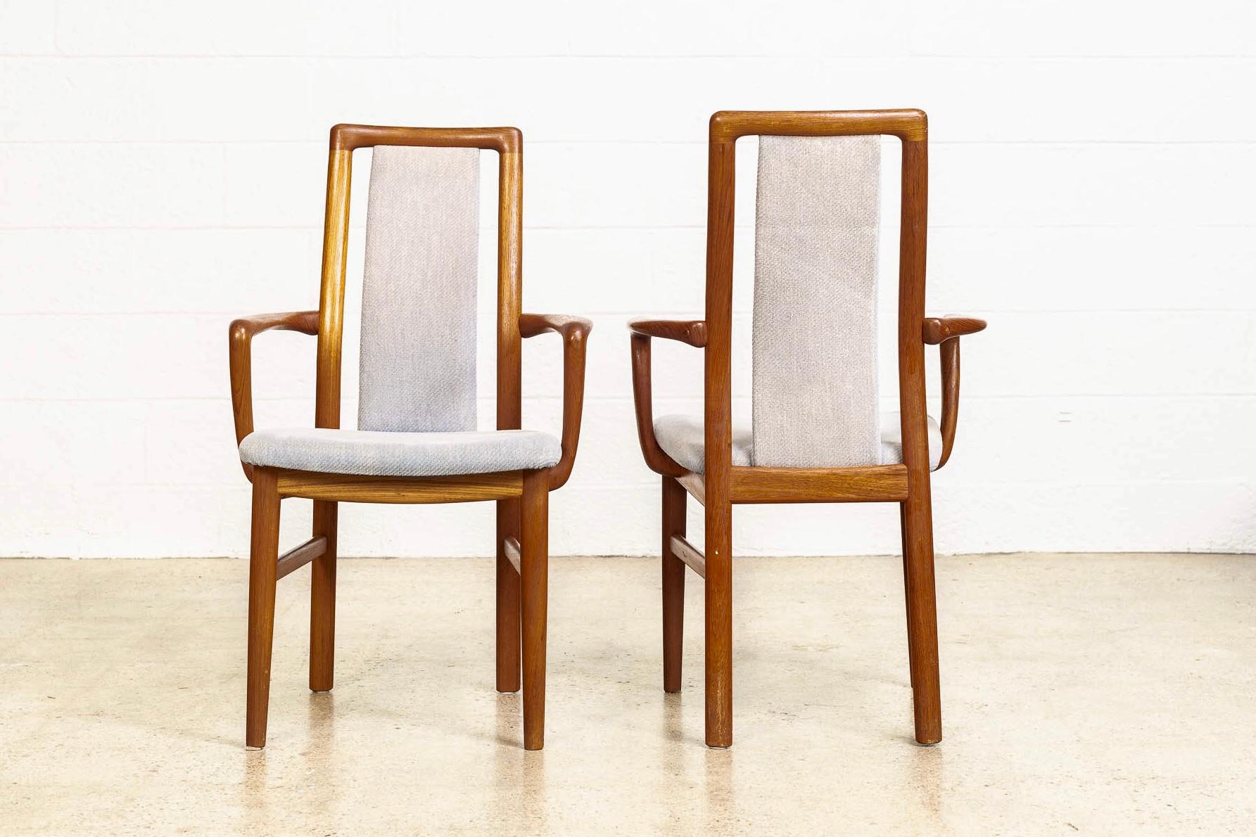 Mid-Century Danish Modern Teak Wood Upholstered Dining Chairs, Set of 6 In Good Condition For Sale In Detroit, MI