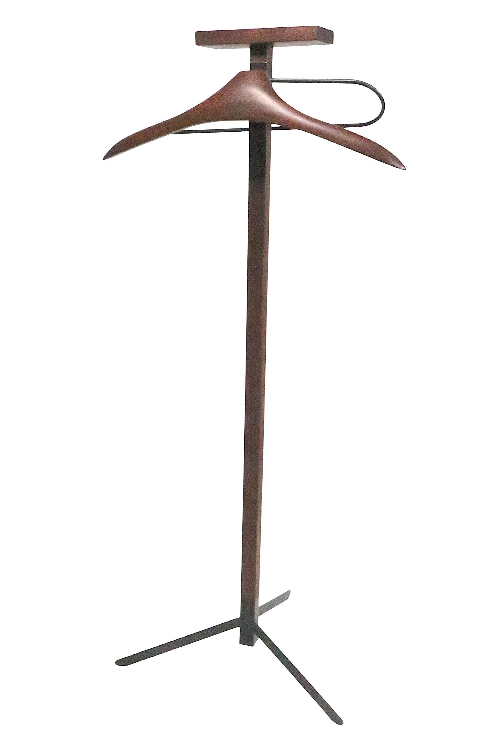 Scandinave moderne Valet de chambre moderne danois du milieu du siècle c 1950/60's en vente