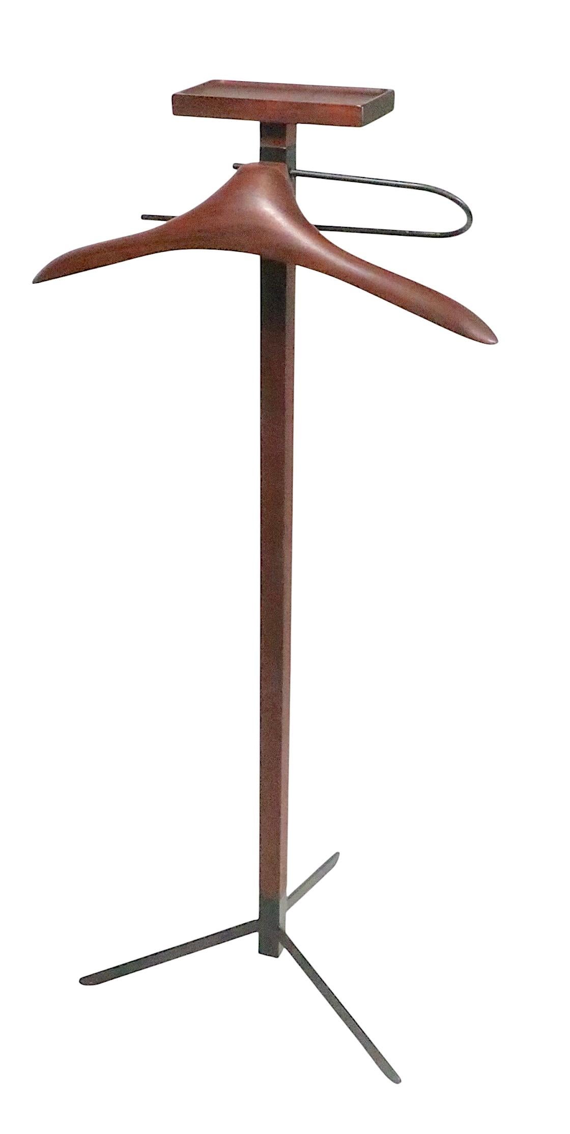 Métal Valet de chambre moderne danois du milieu du siècle c 1950/60's en vente