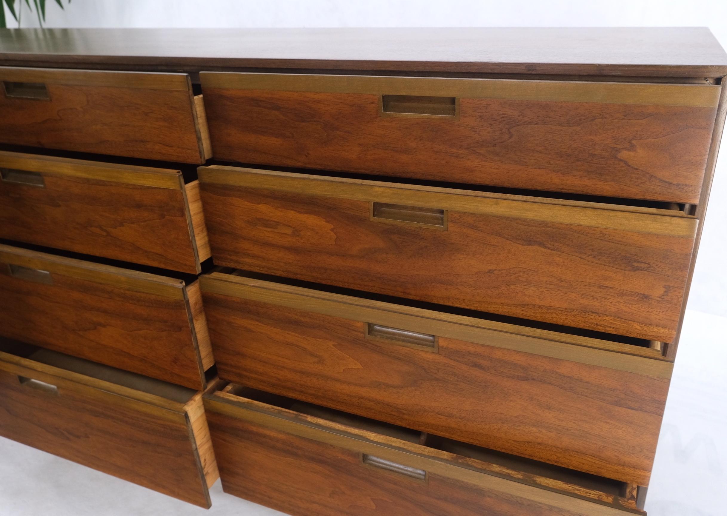 Mid Century Danish Modern Walnut 11 drawers dresser credenza 2 doors compartment MINT!.