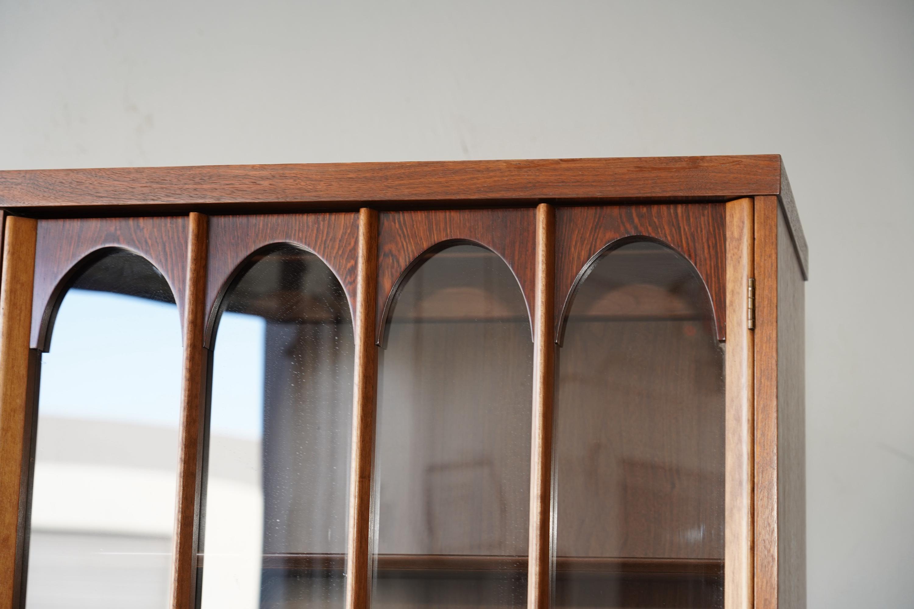 Mid-Century Danish Modern Walnut & Rosewood  Curio Display China Cabinet 6