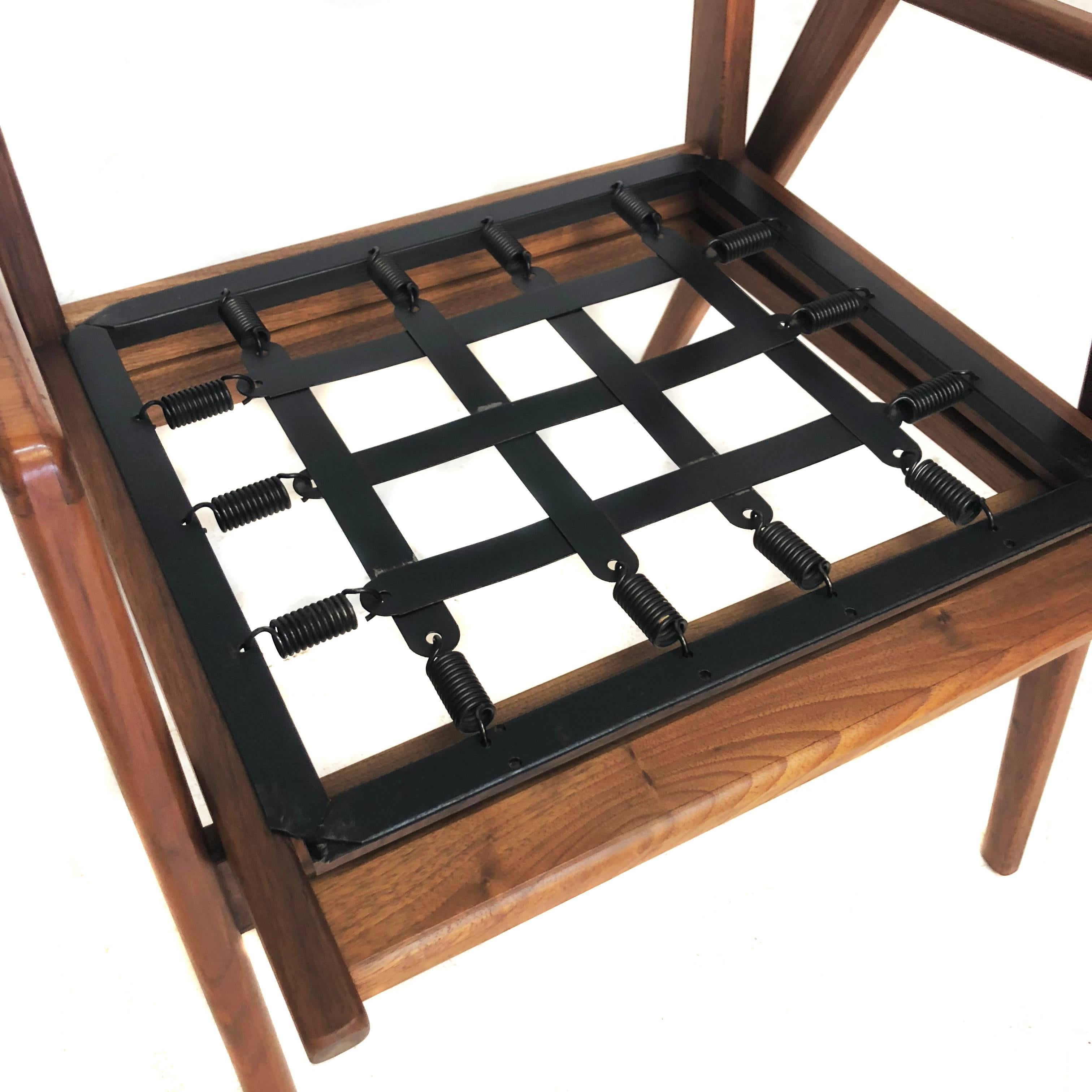20th Century Mid-Century Danish Modern Walnut Side Chair by Mel Smilow For Sale