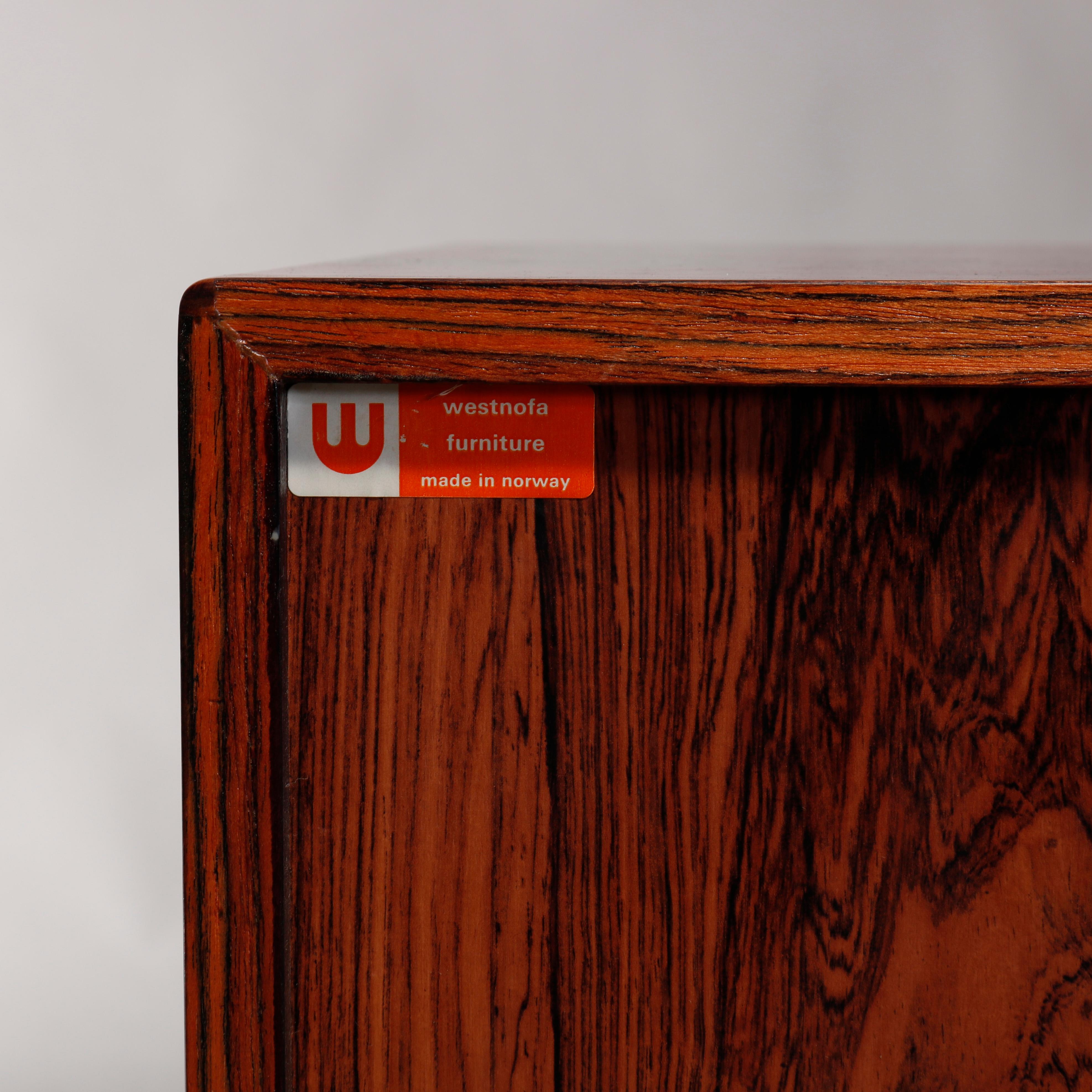 Midcentury Danish Modern Westnofa Rosewood Four-Drawer Dresser, circa 1960 3