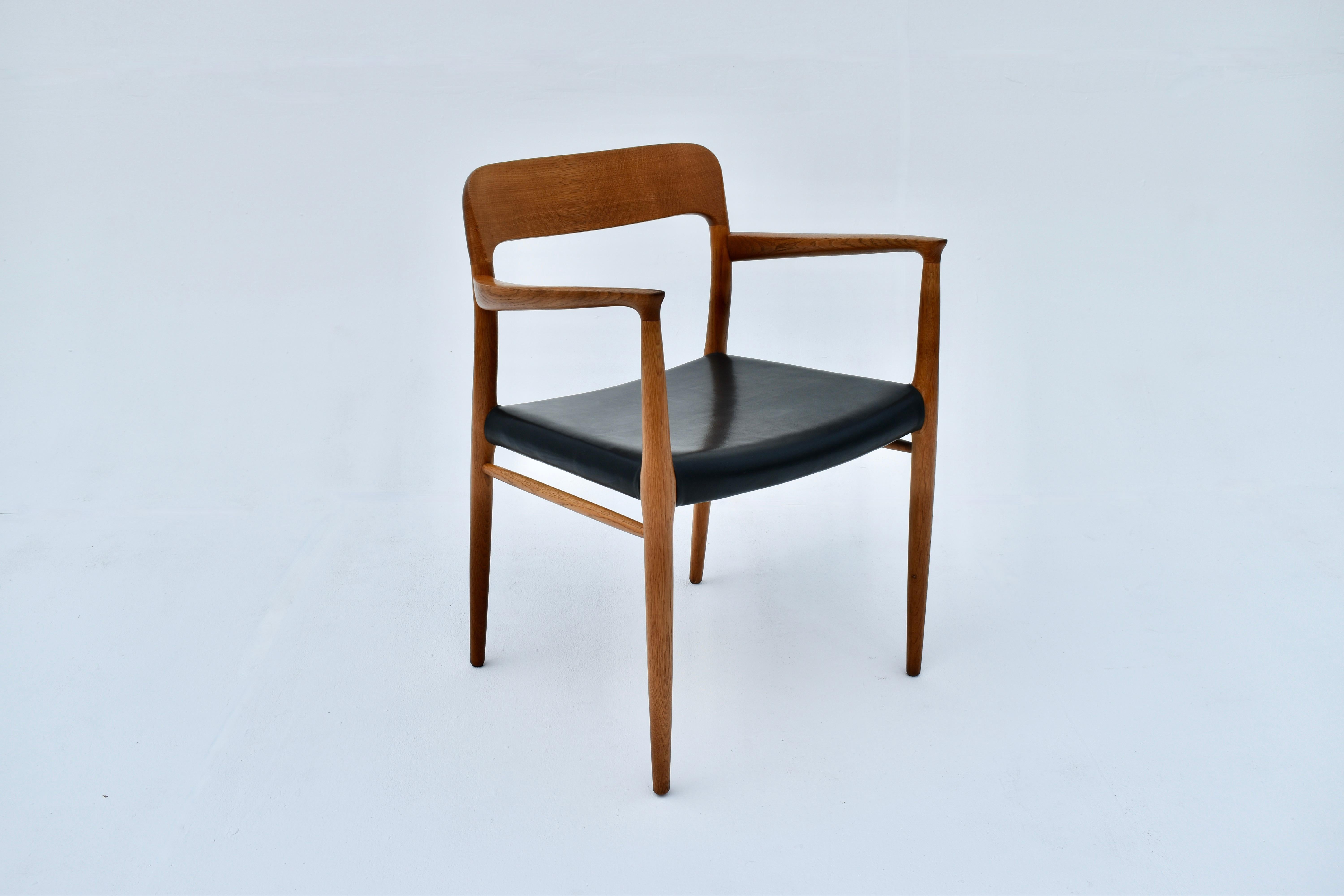 Mid-Century Danish Niels Moller Model 56 Oak Armchair for JL Mollers Mobelfabrik For Sale 6