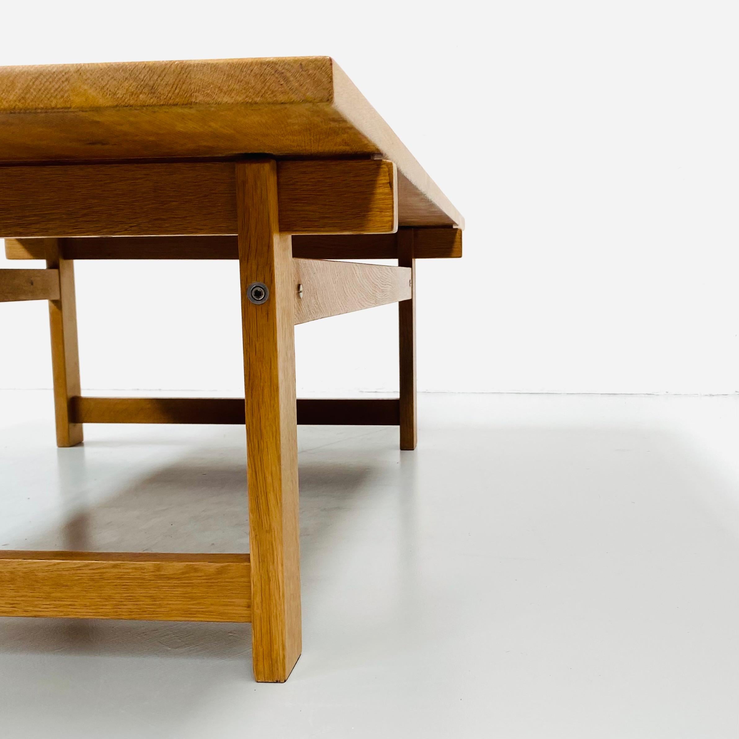 Vintage Danish Oak Japandi Style Coffeetable by Hans J. Wegner for Andreas Tuck 5