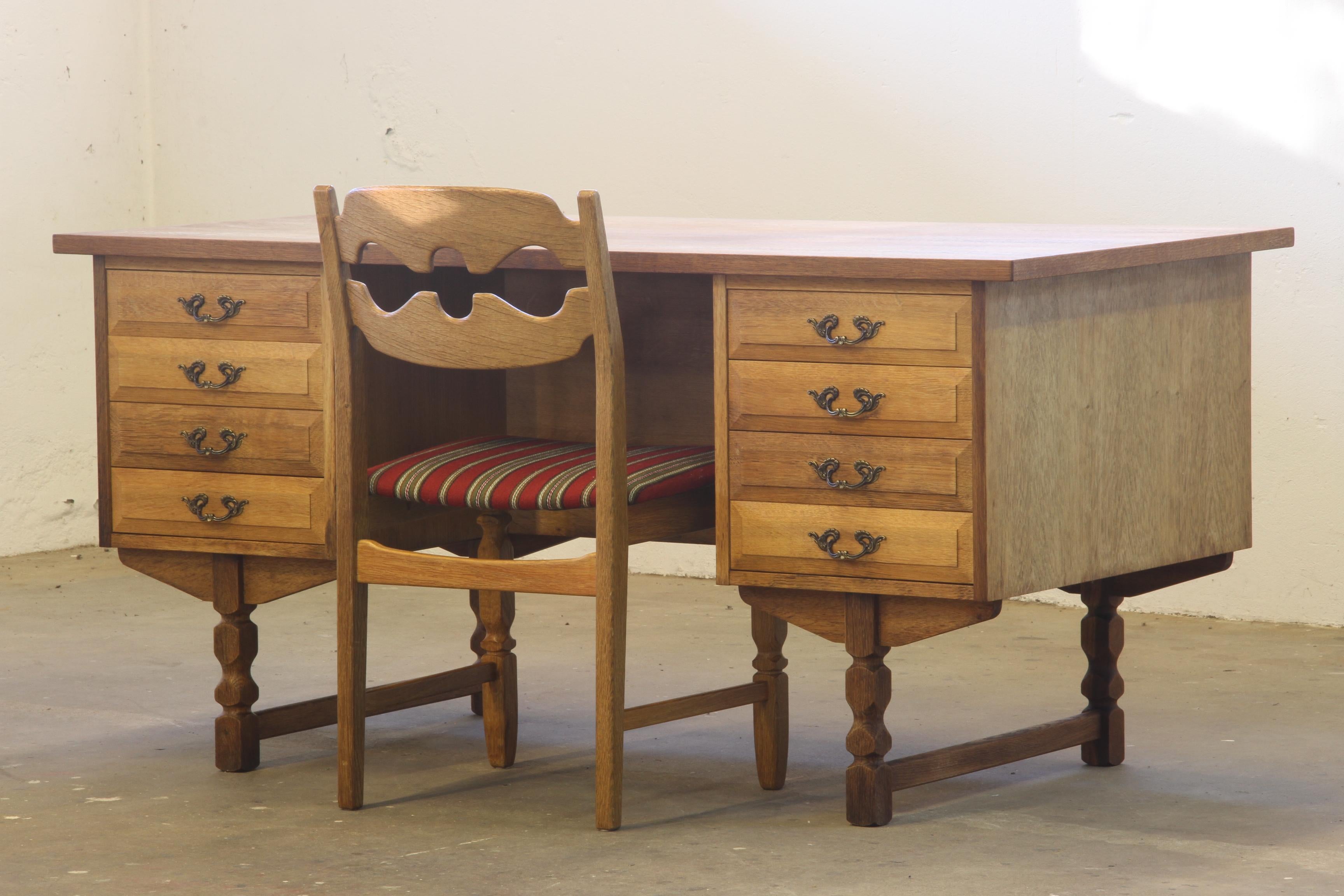Mid-Century Danish Oak Desk attributed to Henning Kjaernulf, 1960s 1