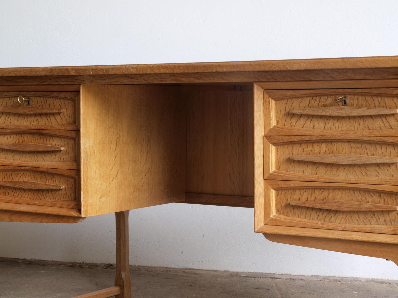 Mid-Century Danish Oak Desk attributed to Henning Kjaernulf, 1970s 2