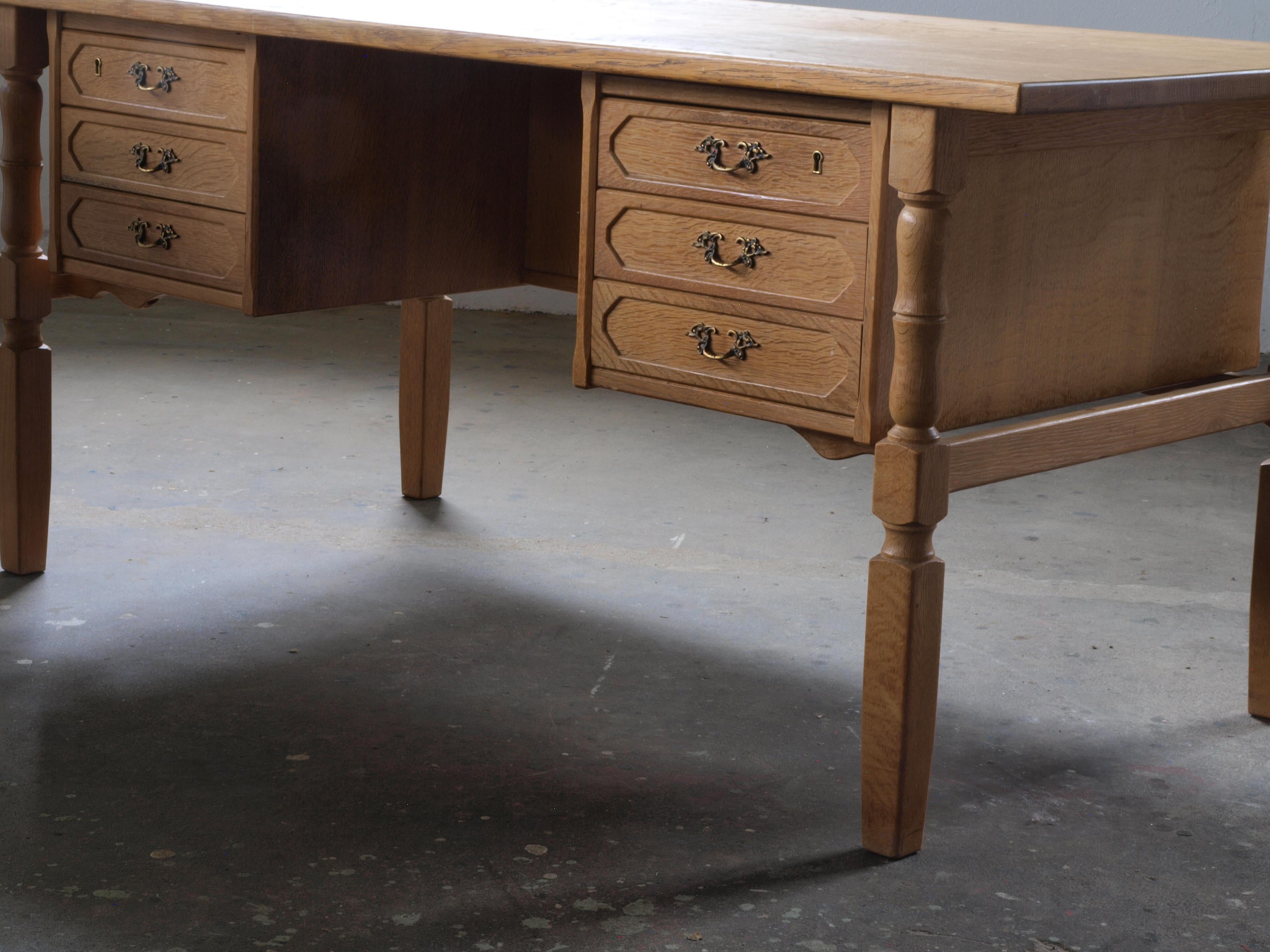 Mid-Century Modern Mid-Century Danish Oak Desk attributed to Henning Kjaernulf For Sale