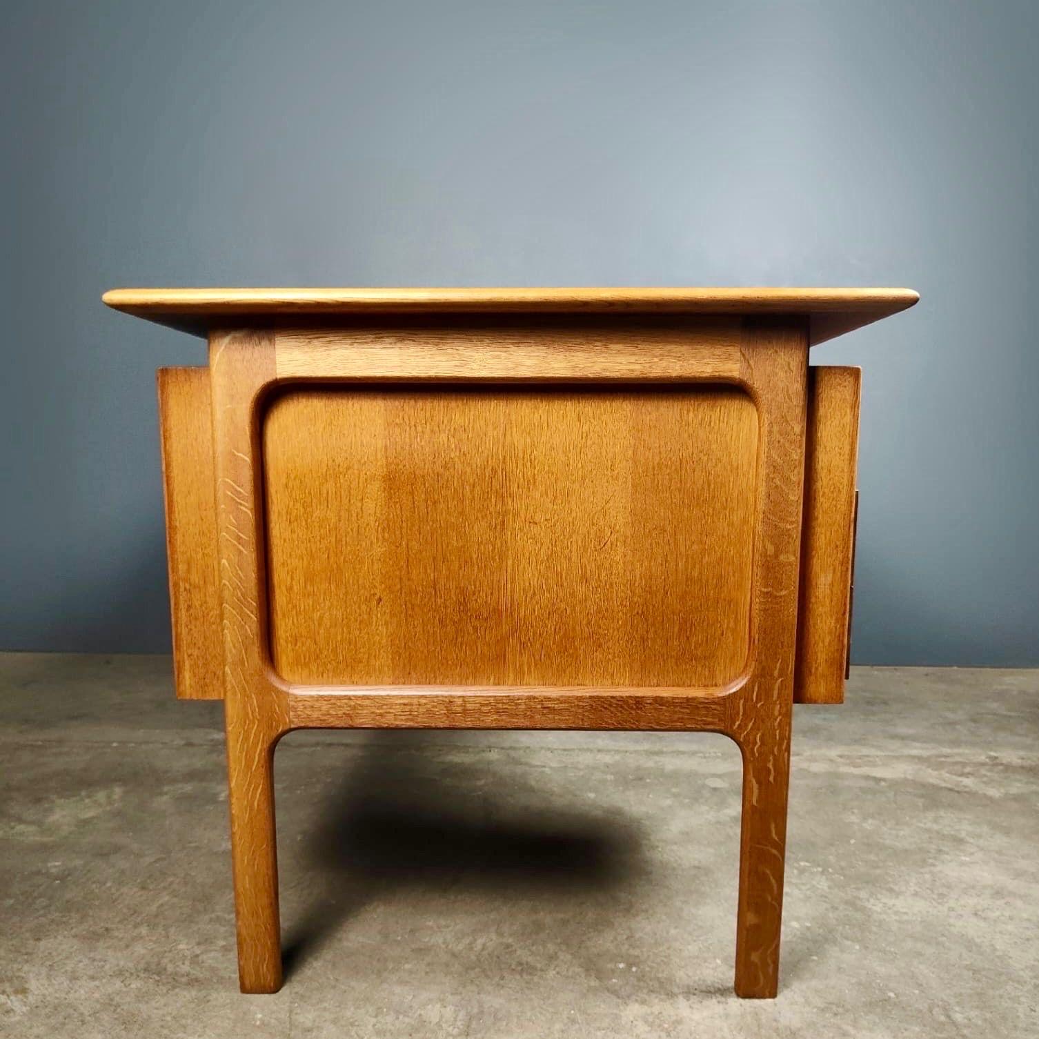 Mid-20th Century Mid Century Danish Oak Desk By Arne Vodder For Sibast Vintage Retro MCM