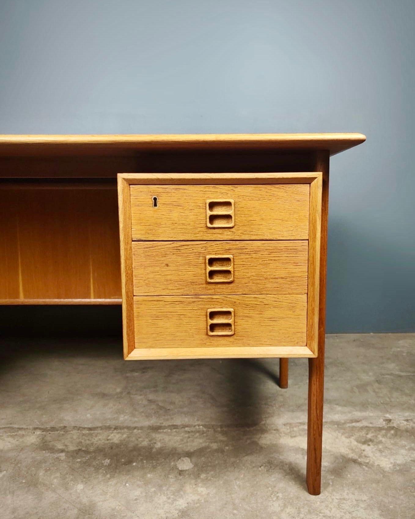 Mid Century Danish Oak Desk By Arne Vodder For Sibast Vintage Retro MCM 4