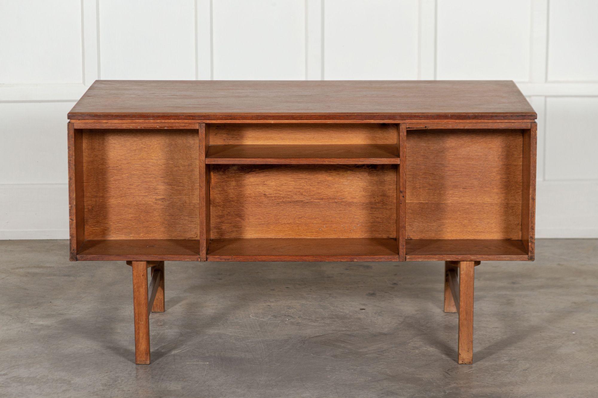 Mid-Century Danish Oak Desk For Sale 2